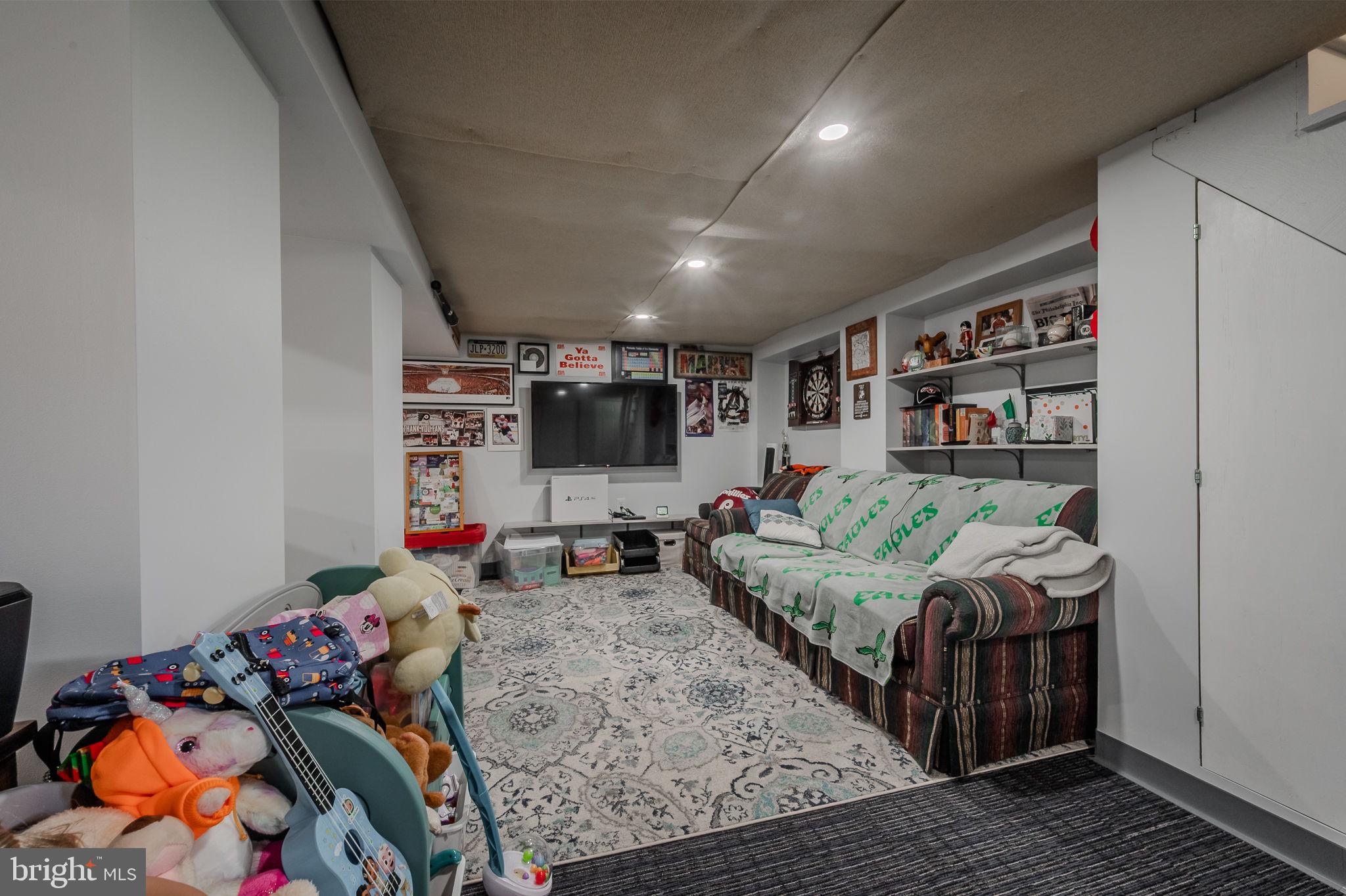 BLACK HORSE - Residential