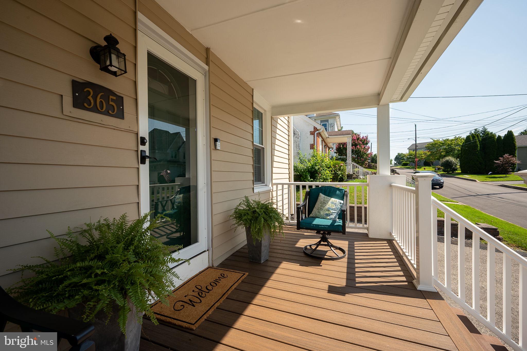 BLACK HORSE - Residential