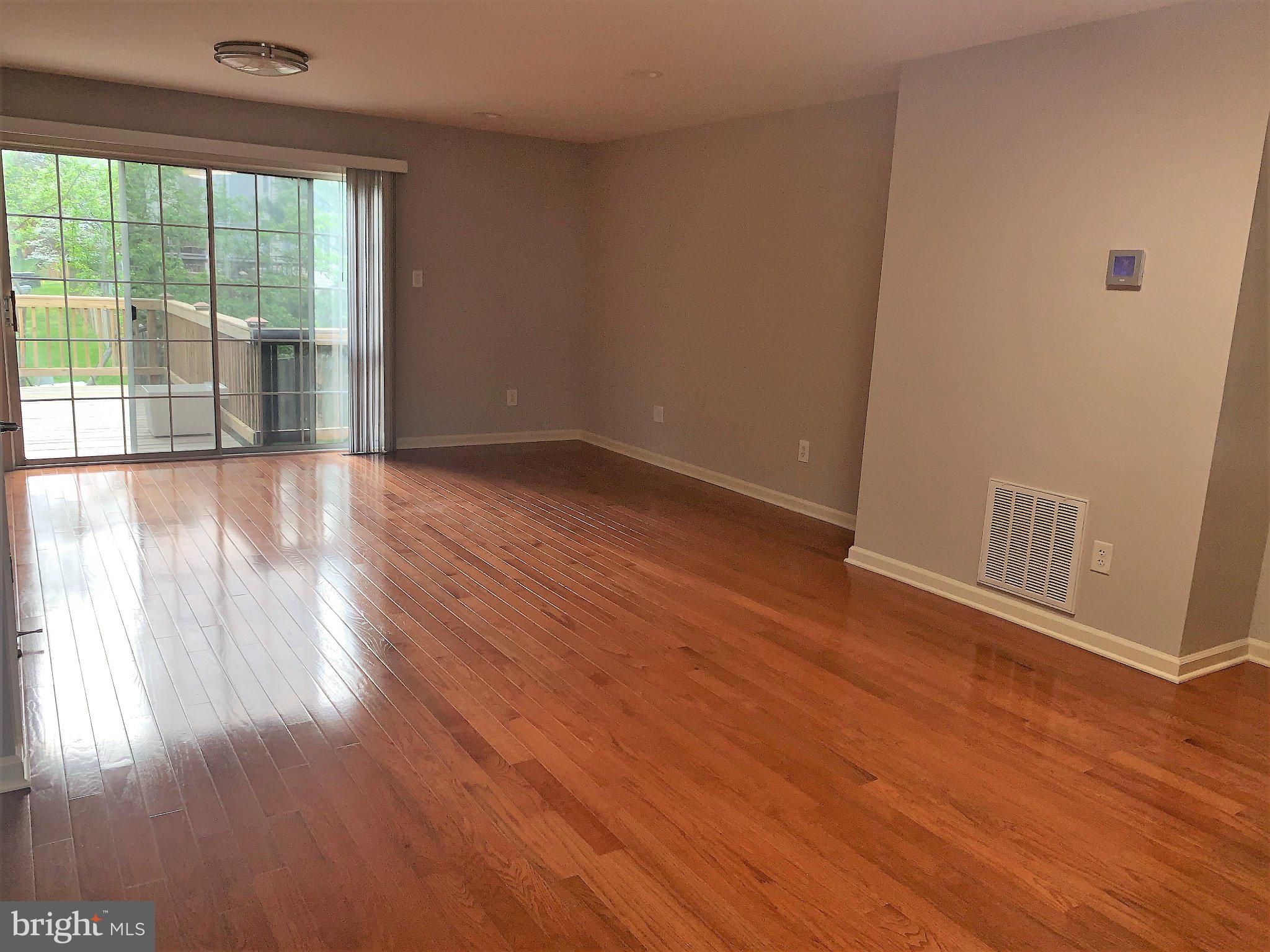 5936 BARON KENT LANE