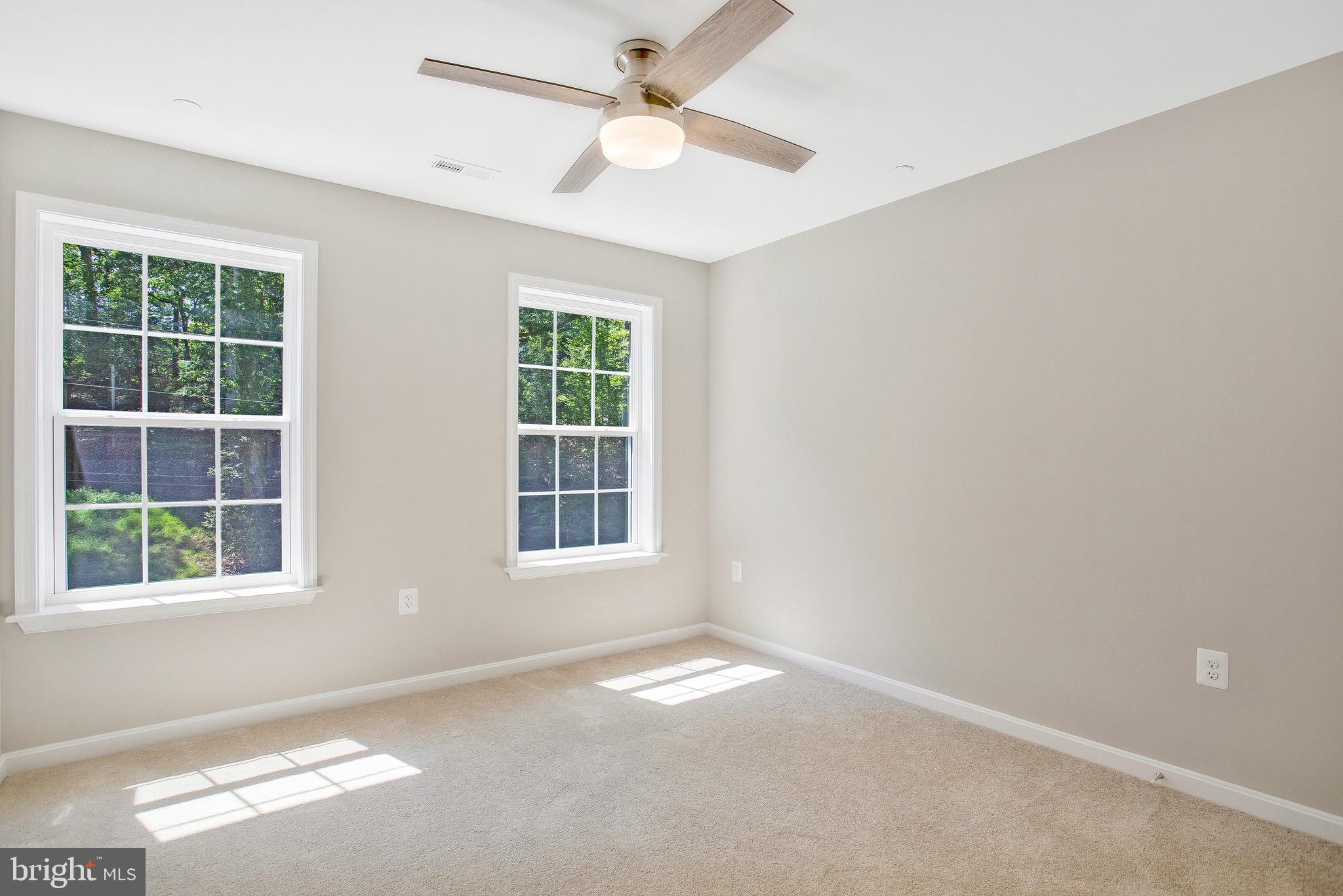 KNOTT'S-WEST GLYMONT IND - Residential