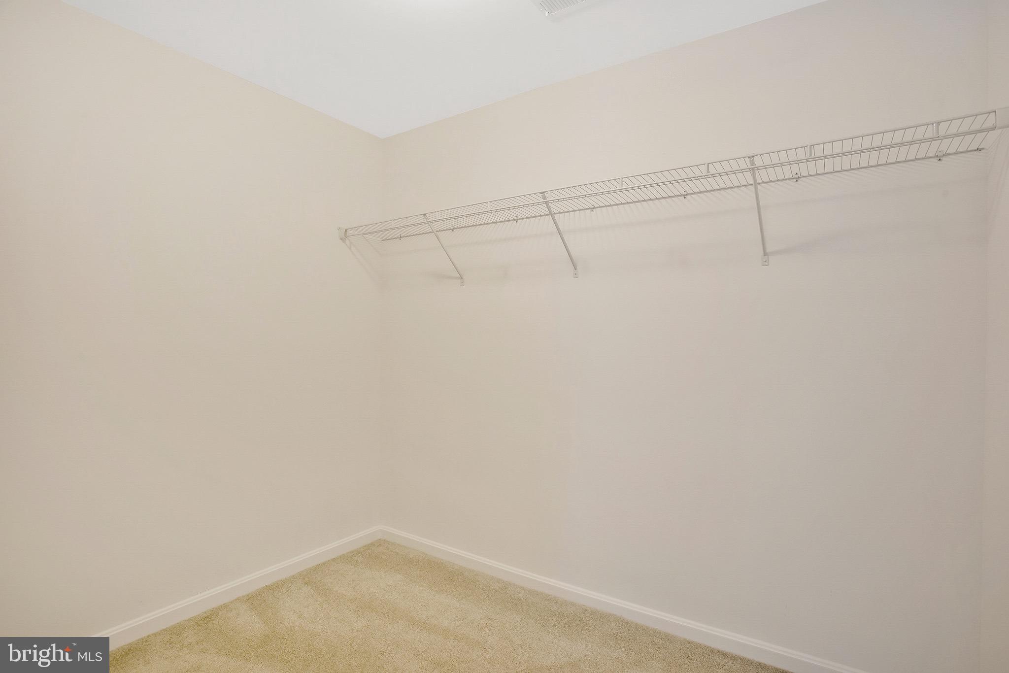 KNOTT'S-WEST GLYMONT IND - Residential