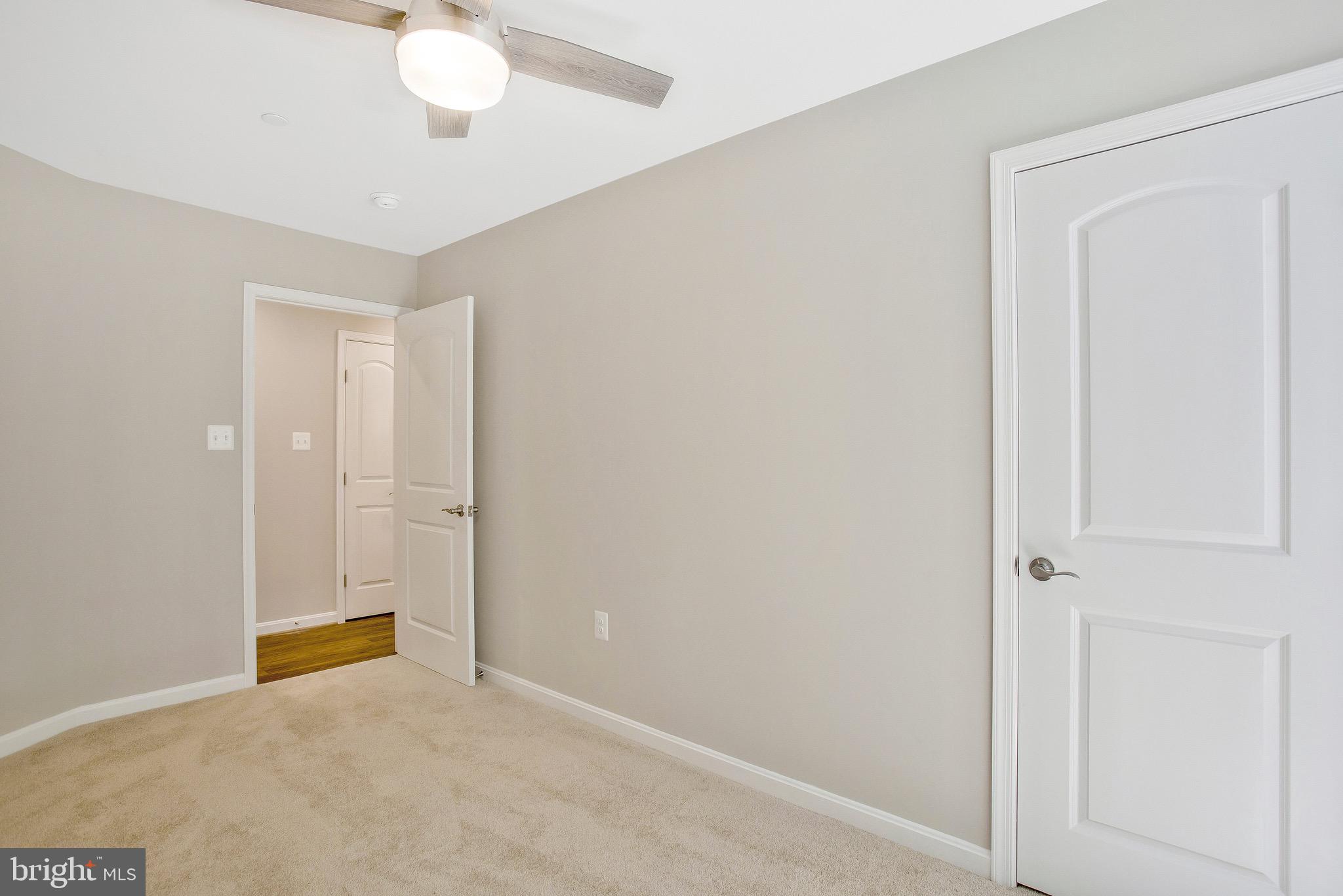 KNOTT'S-WEST GLYMONT IND - Residential