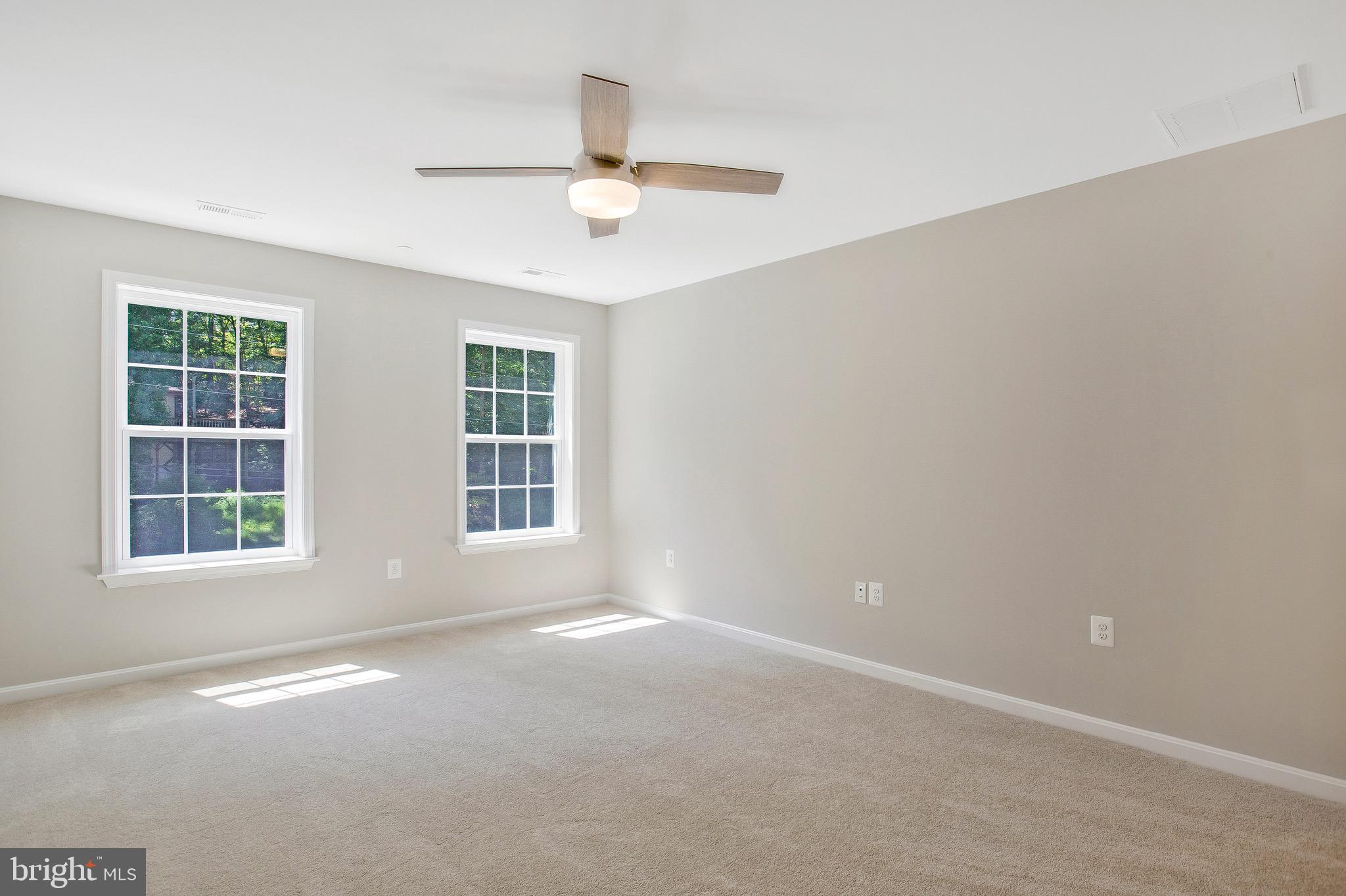 KNOTT'S-WEST GLYMONT IND - Residential