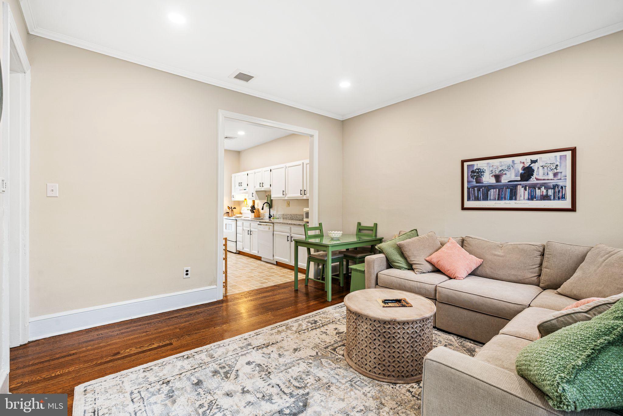 49 B CHESTNUT STREET