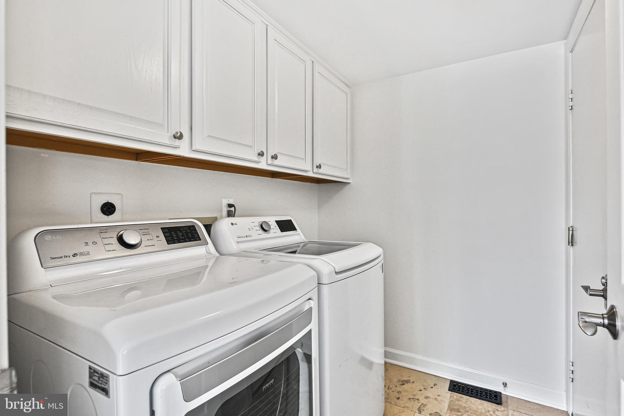 BRIDGEWATER - Residential