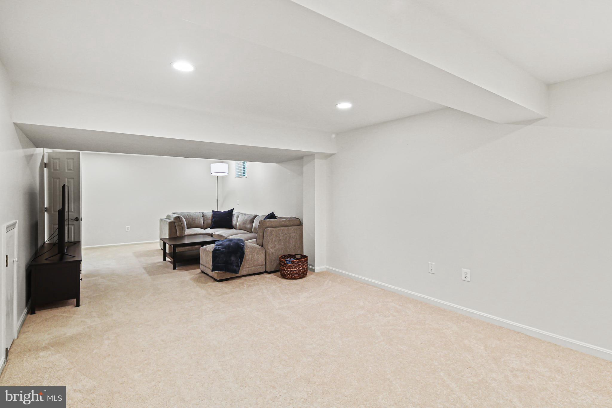 BRIDGEWATER - Residential