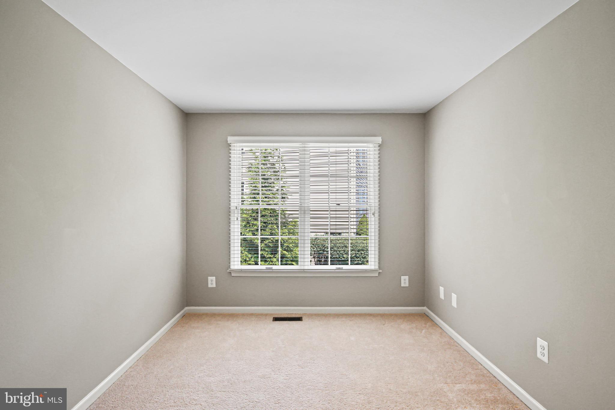 BRIDGEWATER - Residential