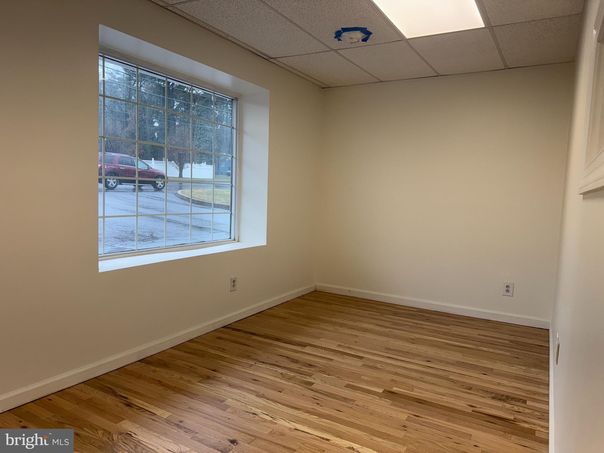 80 2ND STREET PIKE 1