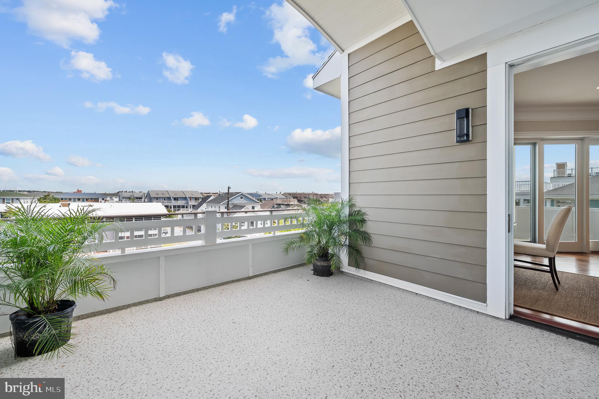 INDIAN BEACH - Residential