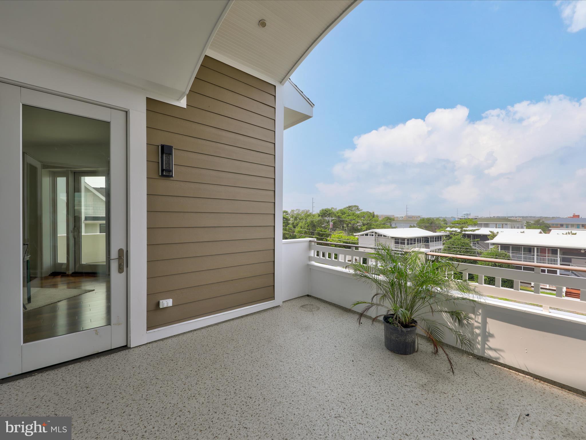 INDIAN BEACH - Residential