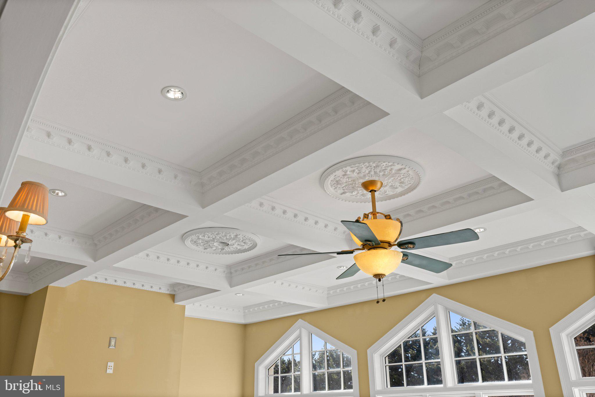 THE CHIMNEYS - Residential