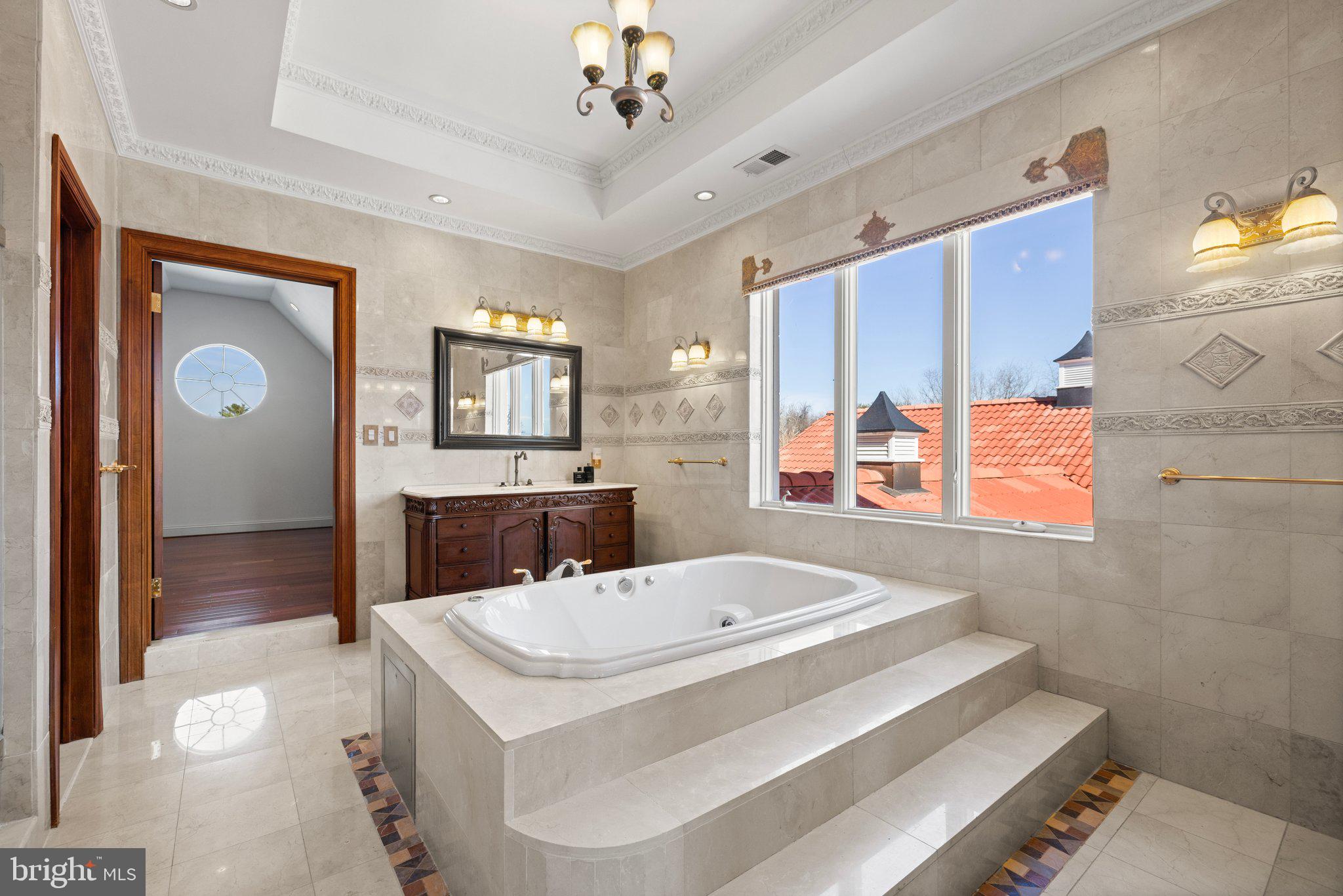 THE CHIMNEYS - Residential