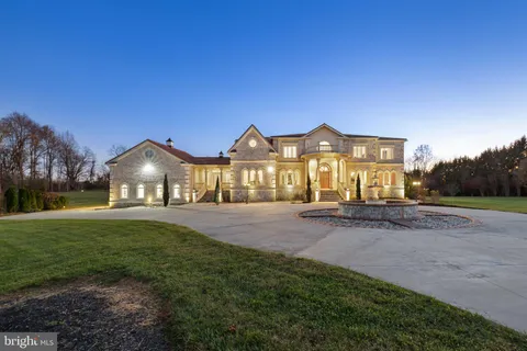 4362 High Ridge Road, Haymarket, VA MLS: VAPW2081040