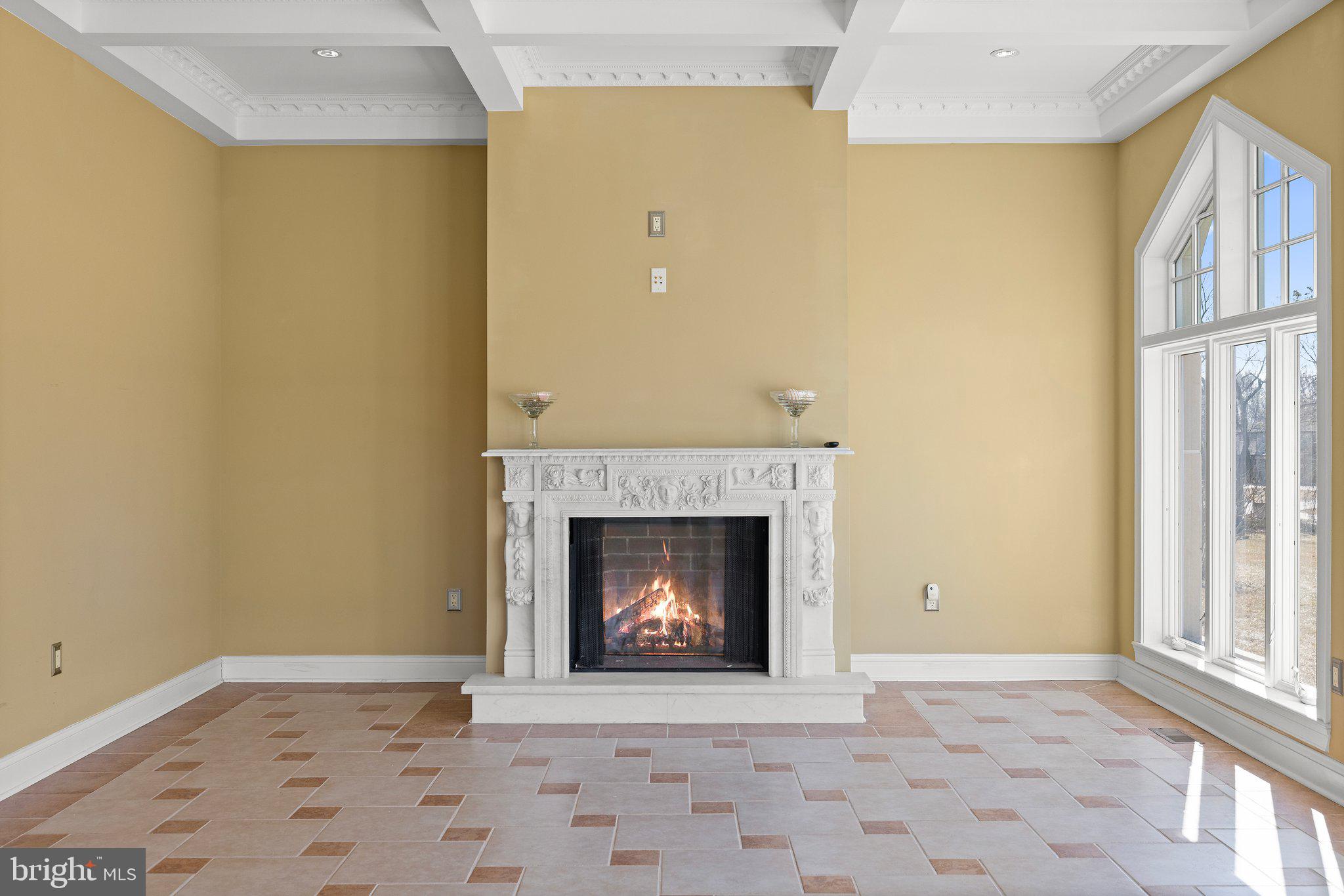 THE CHIMNEYS - Residential