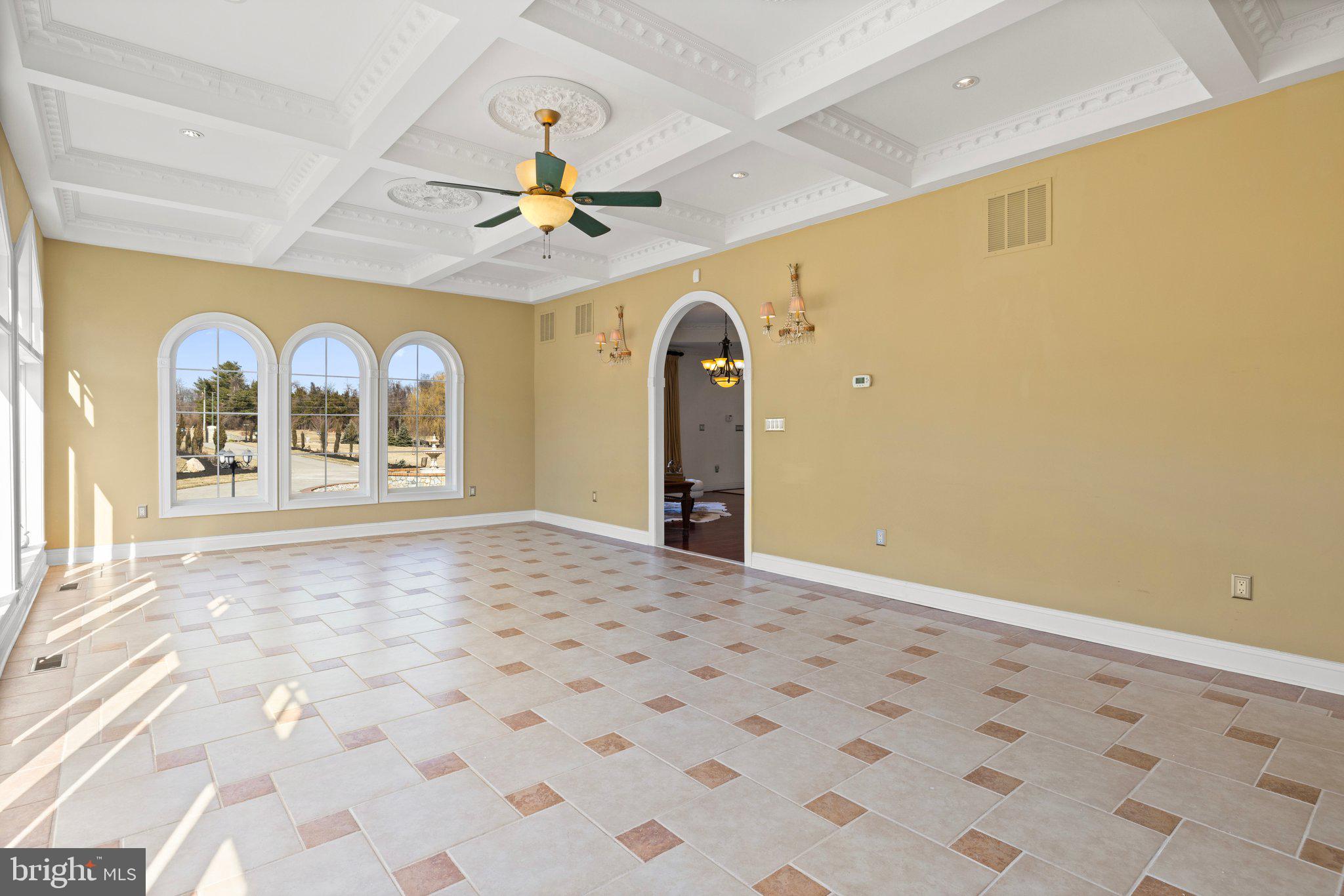 THE CHIMNEYS - Residential