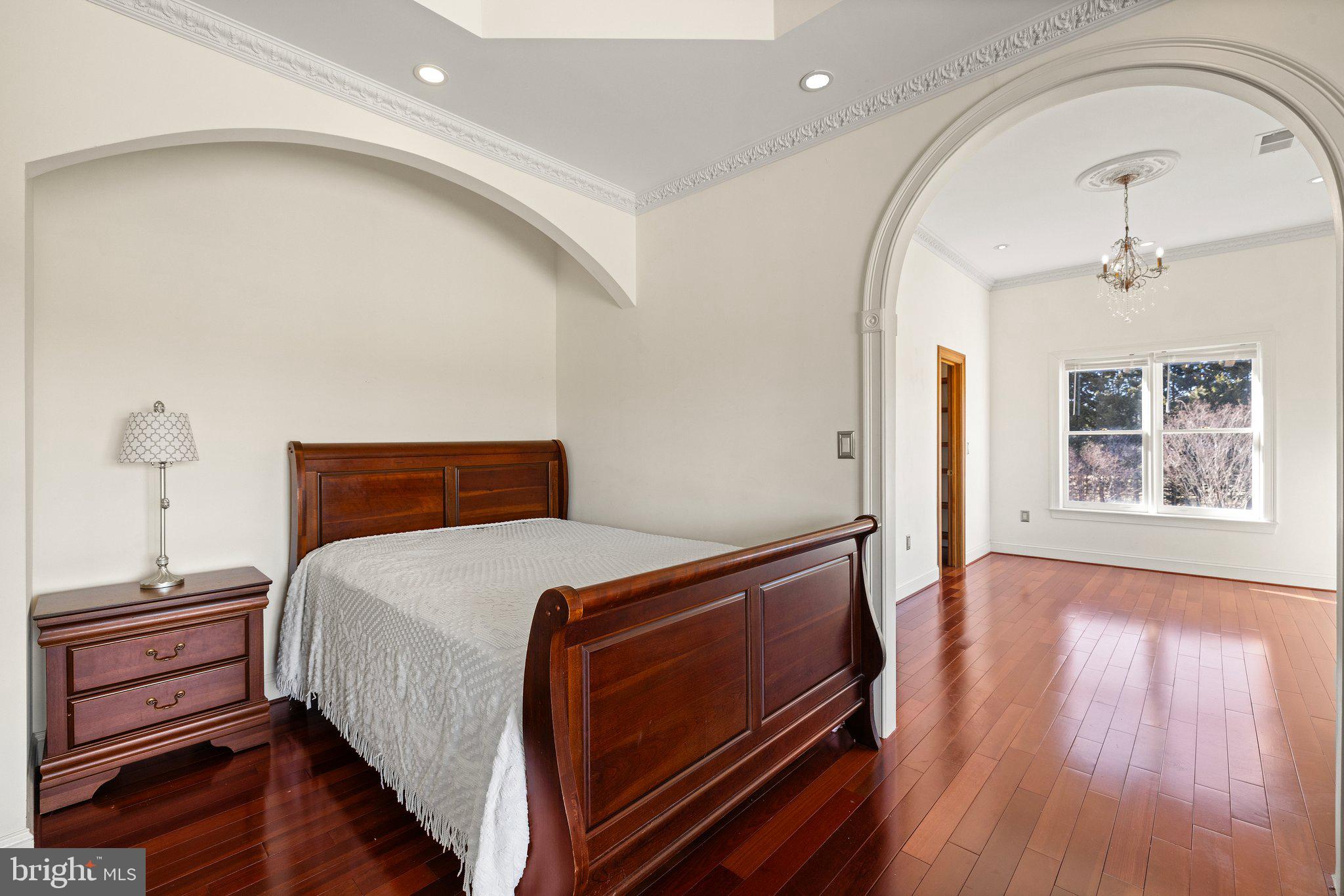 THE CHIMNEYS - Residential