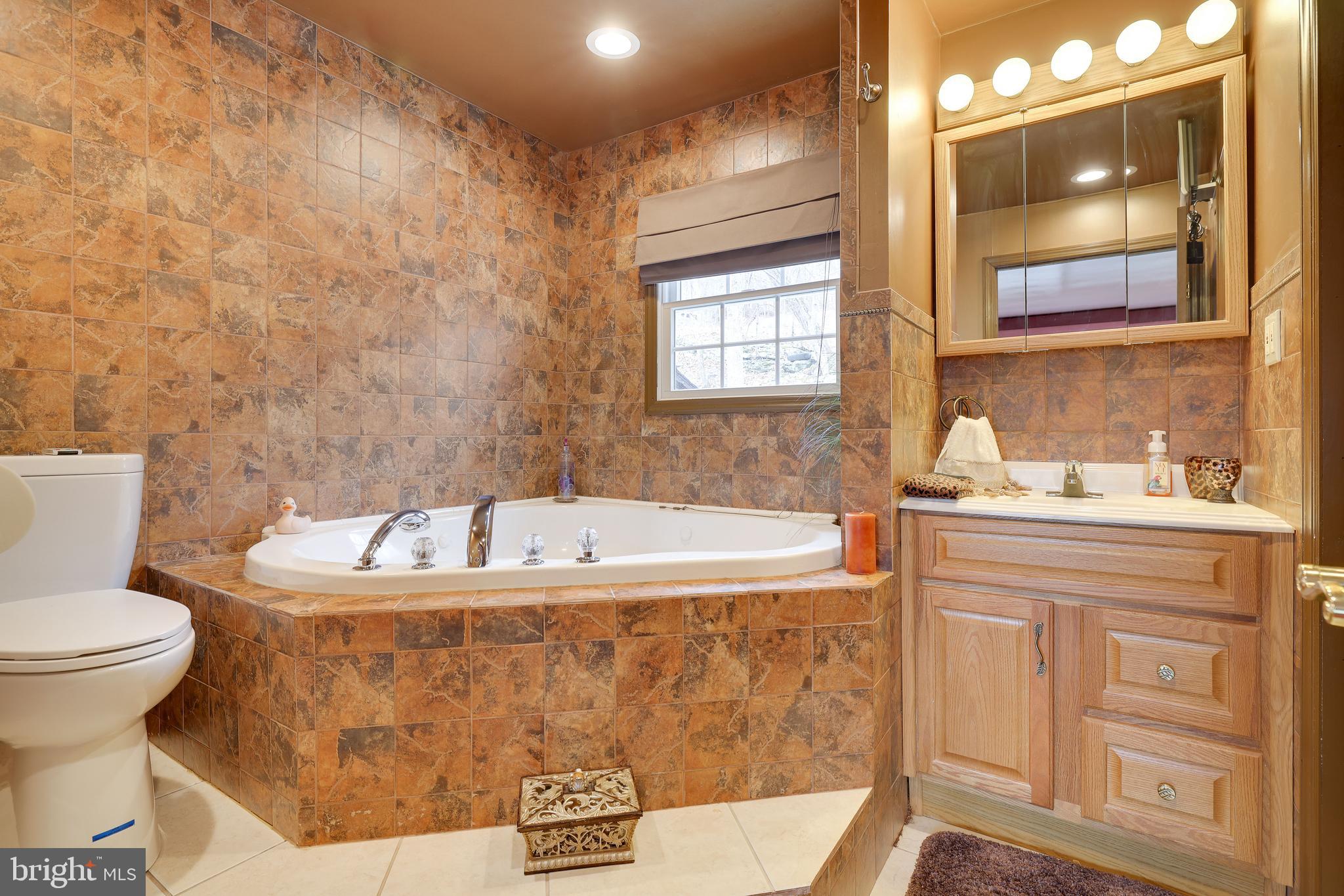 SAW CREEK ESTATES - Residential