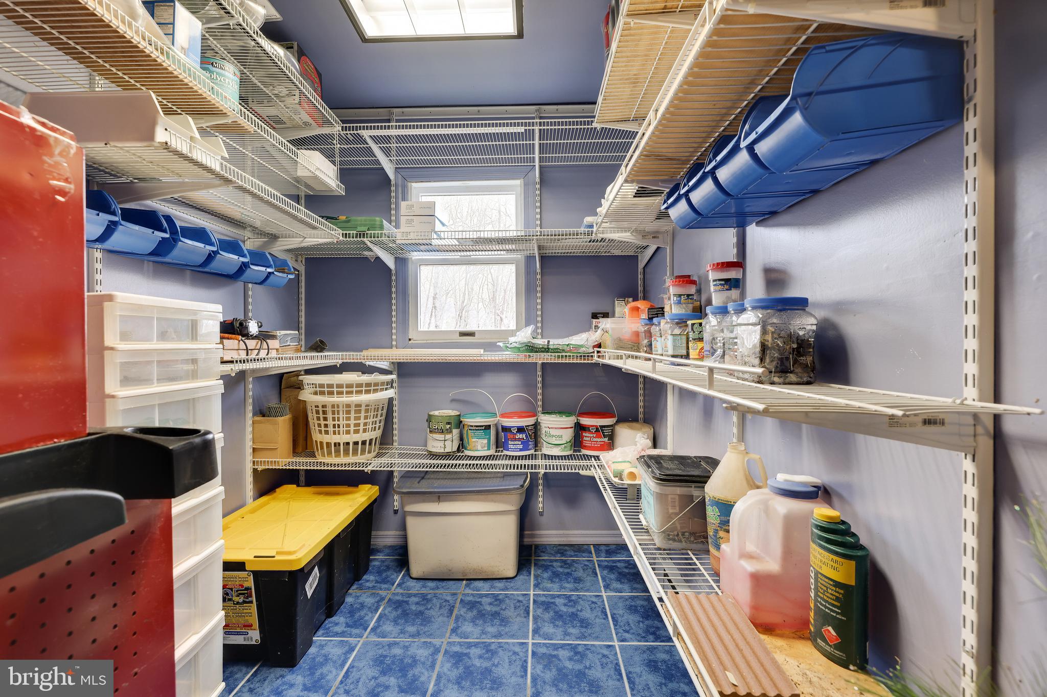 SAW CREEK ESTATES - Residential