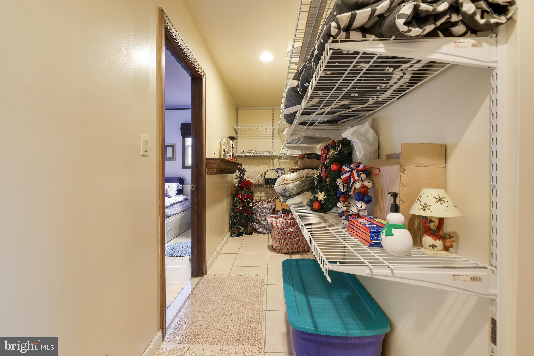 SAW CREEK ESTATES - Residential