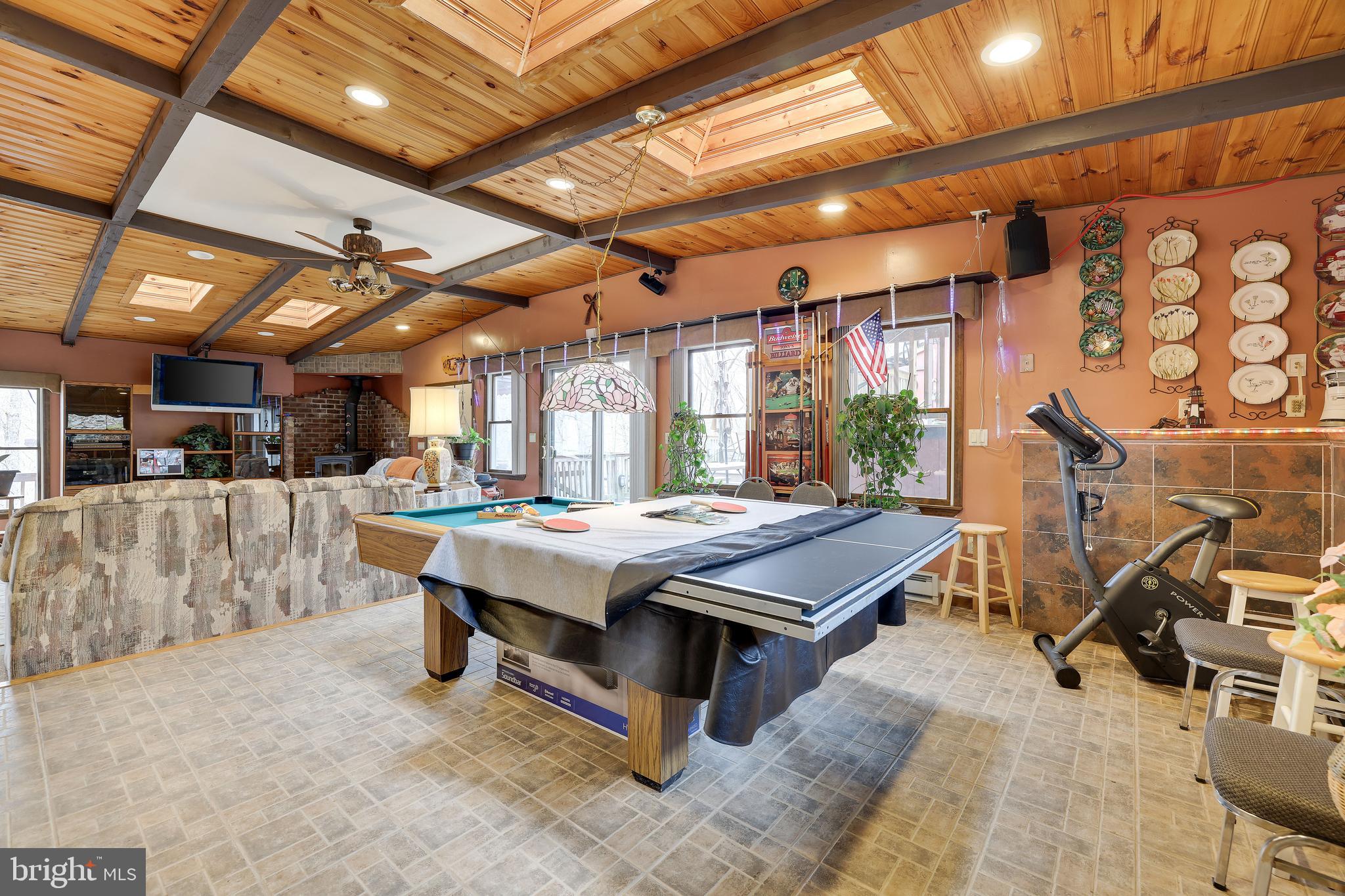 SAW CREEK ESTATES - Residential