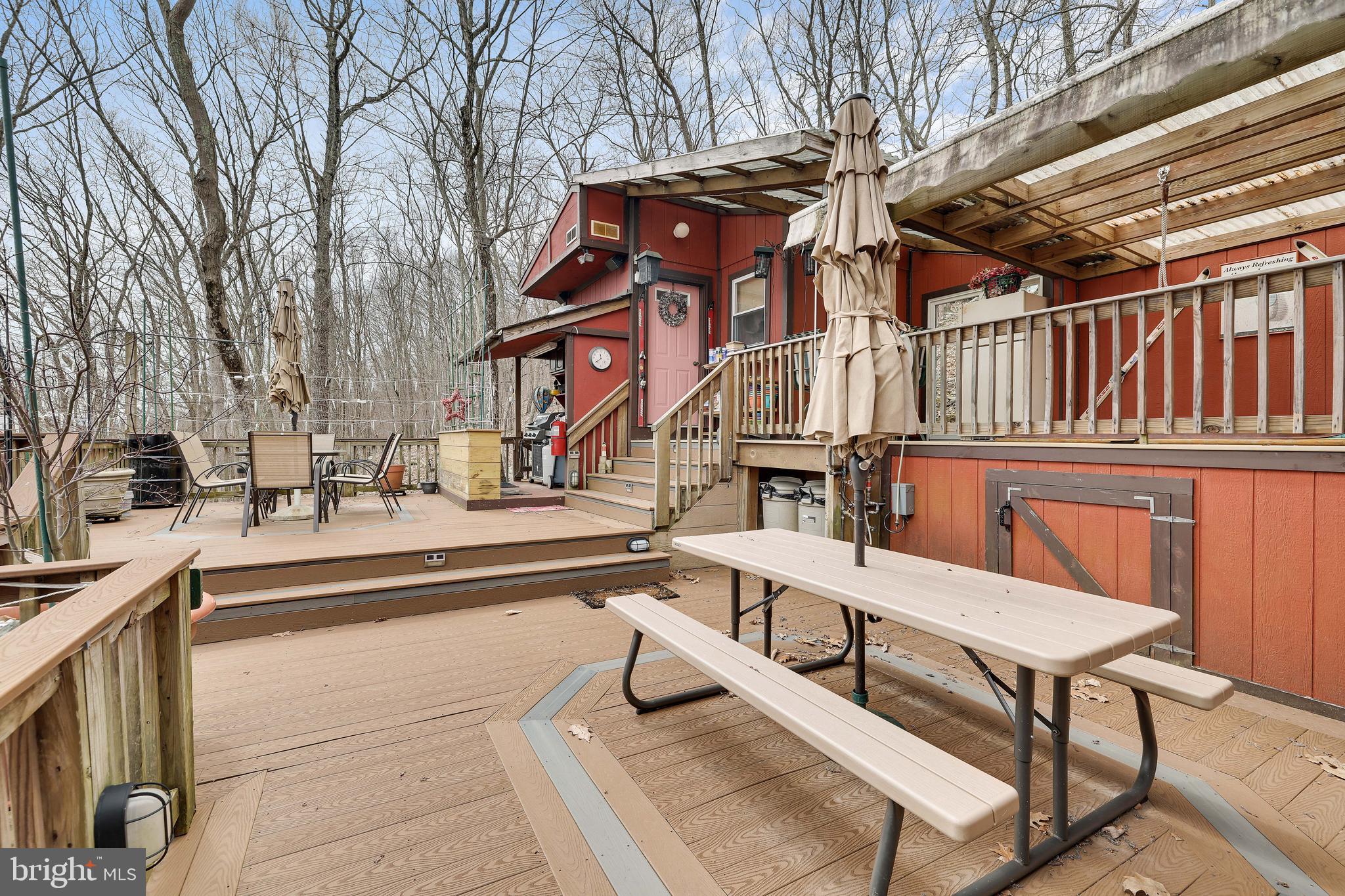 SAW CREEK ESTATES - Residential