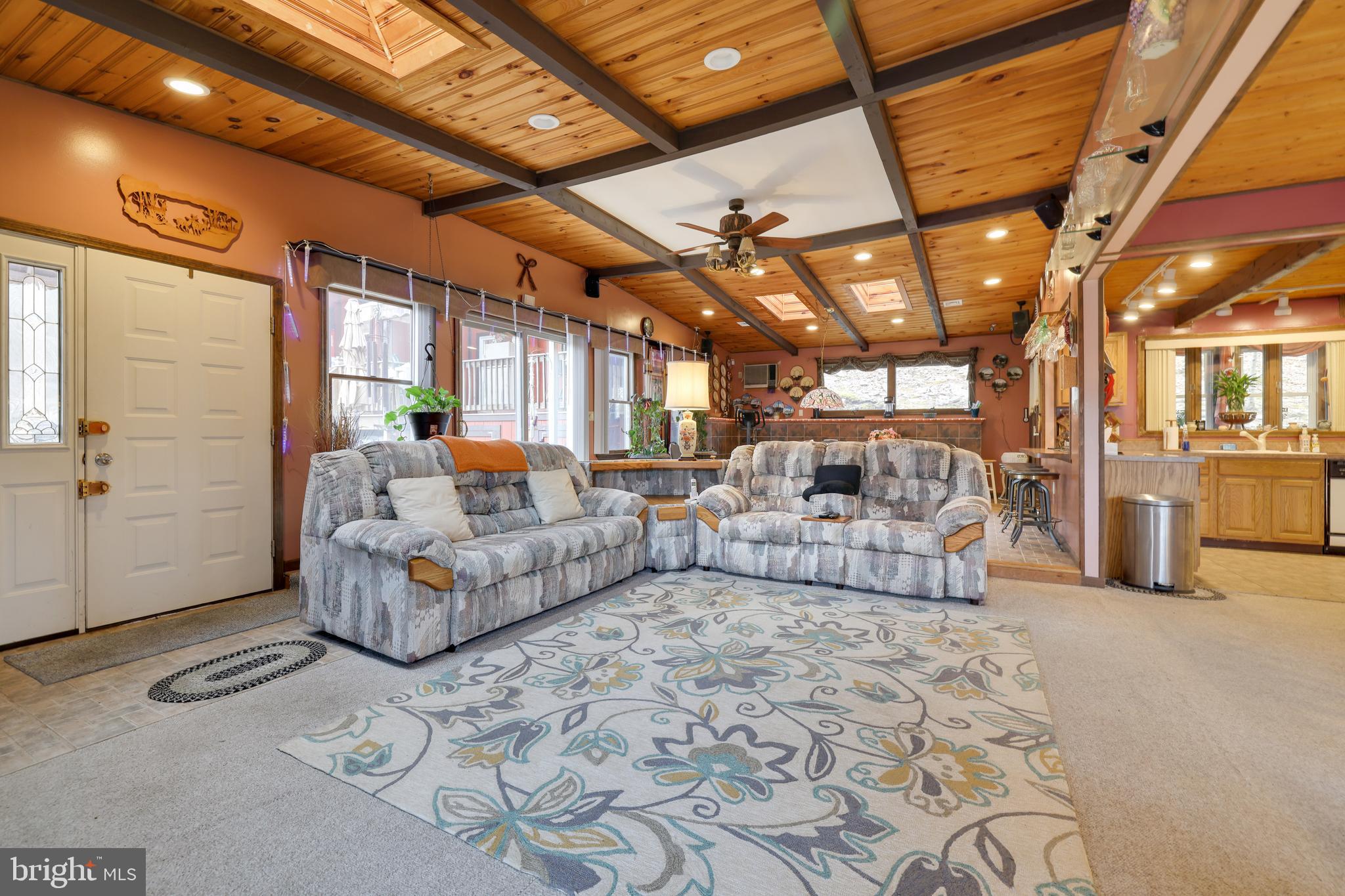 SAW CREEK ESTATES - Residential