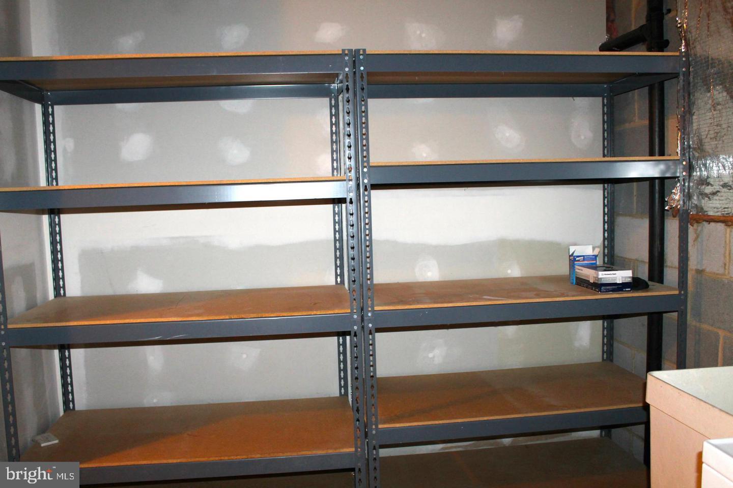 LAKE RIDGE/PROMONTRY OAK - Residential Lease