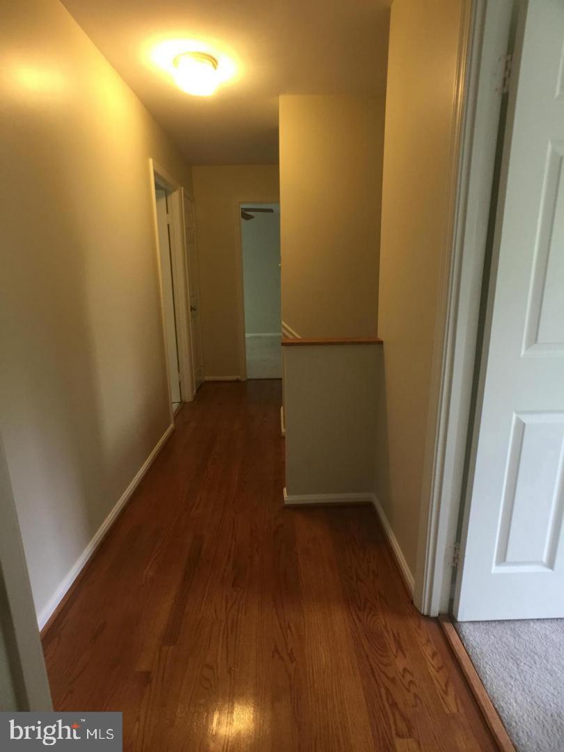 LAKE RIDGE/PROMONTRY OAK - Residential Lease