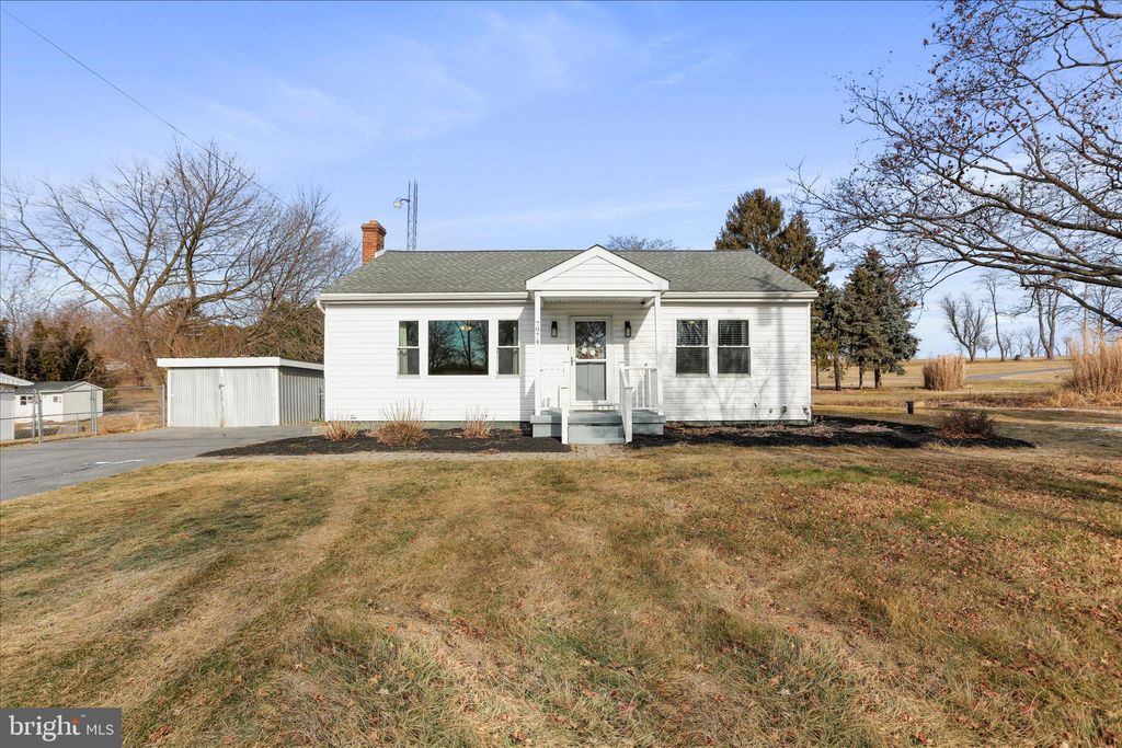 Photo of 7974 Tomstown Road, WAYNESBORO, PA 17268 (MLS # PAFL2032132)