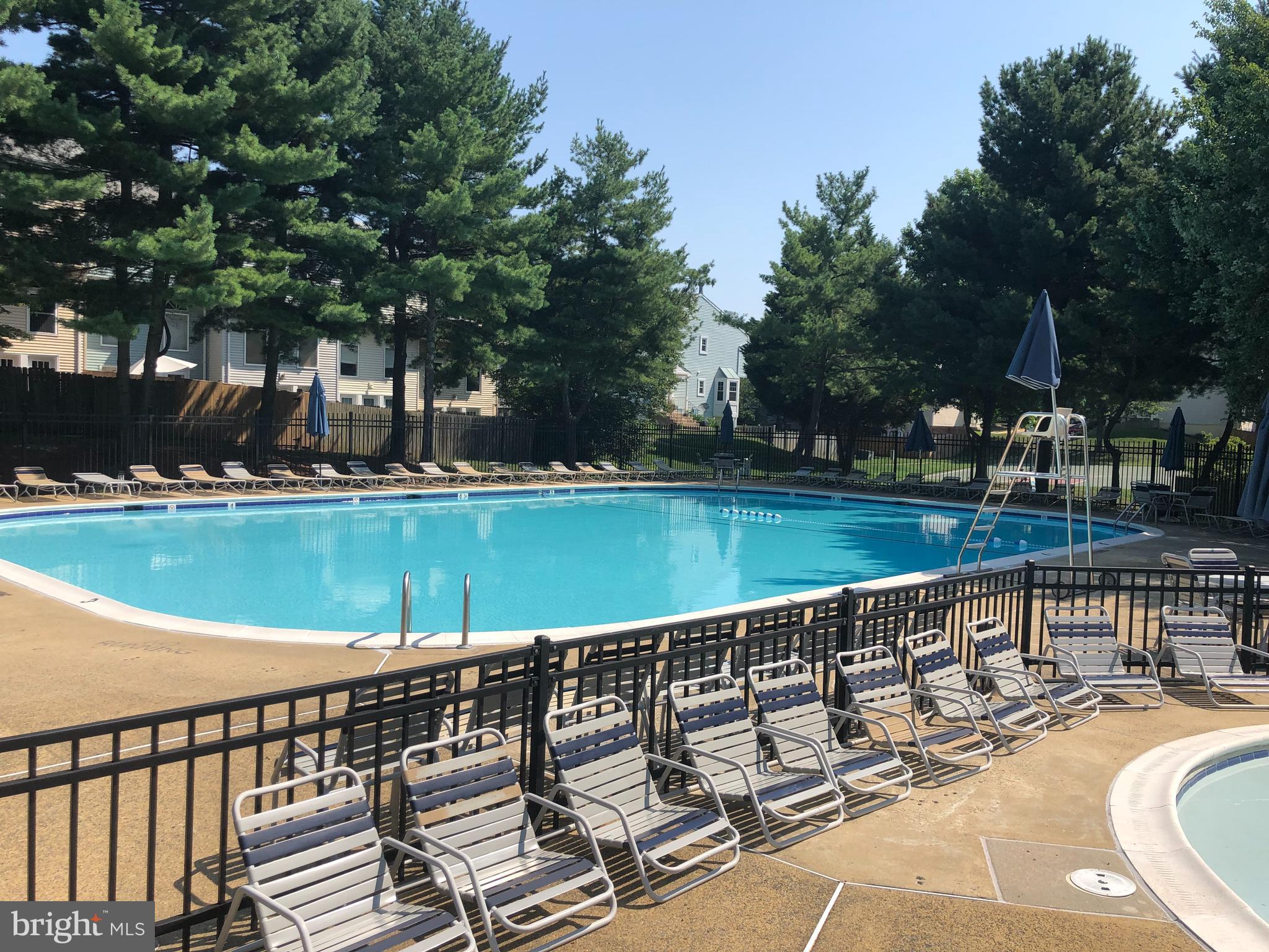 SINGLETONS GROVE - Residential Lease