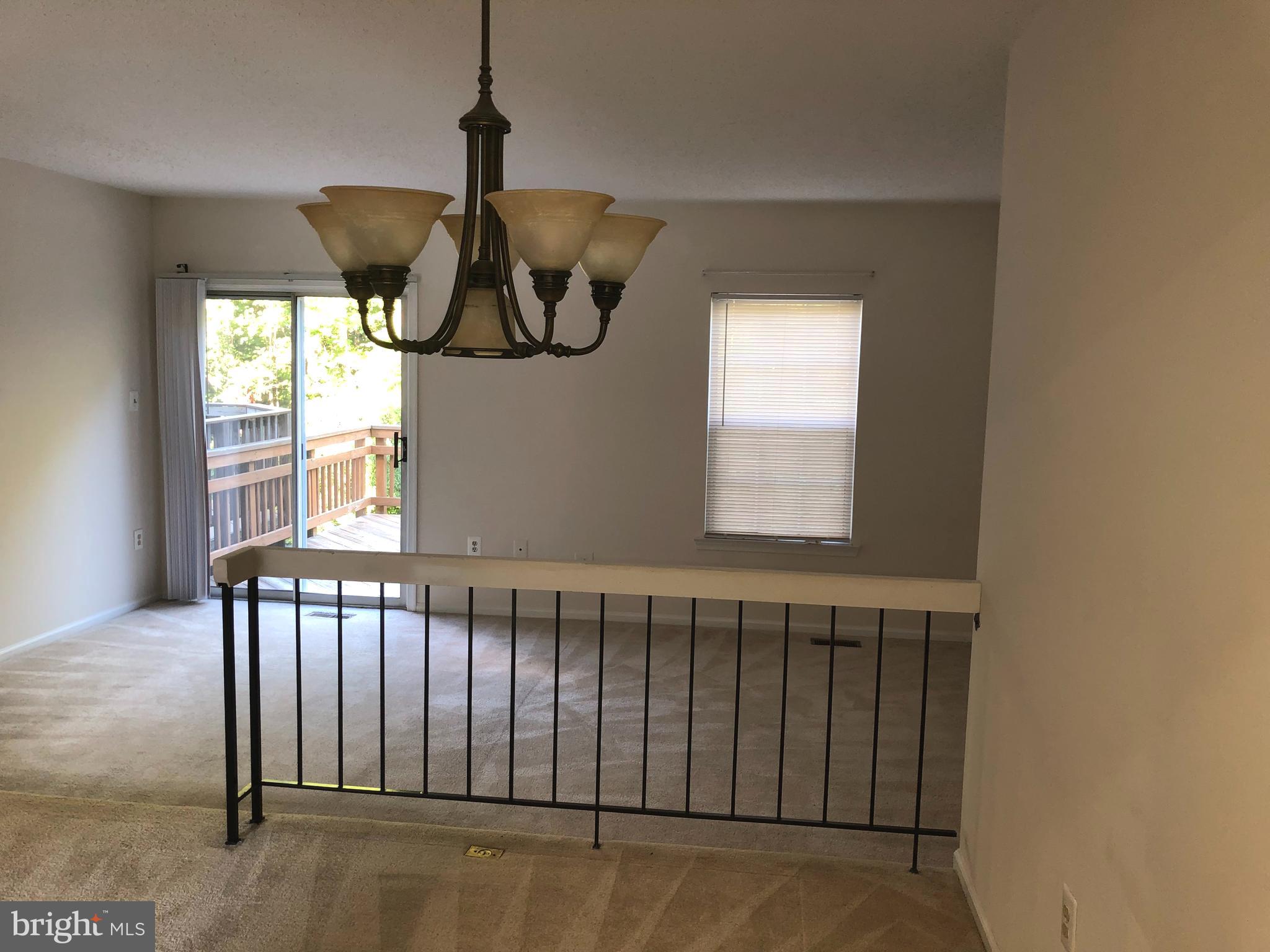 SINGLETONS GROVE - Residential Lease