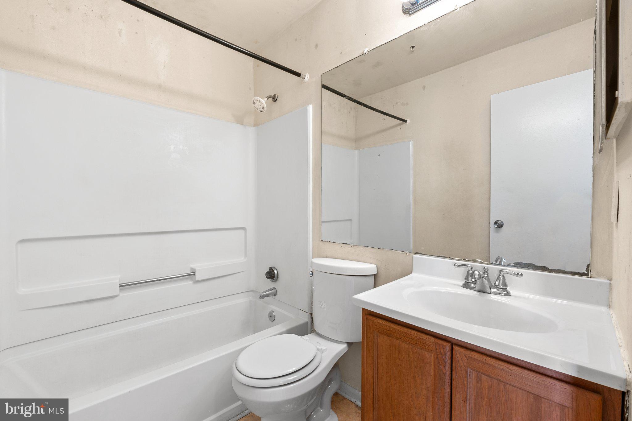 REGENCY TOWNS - Residential