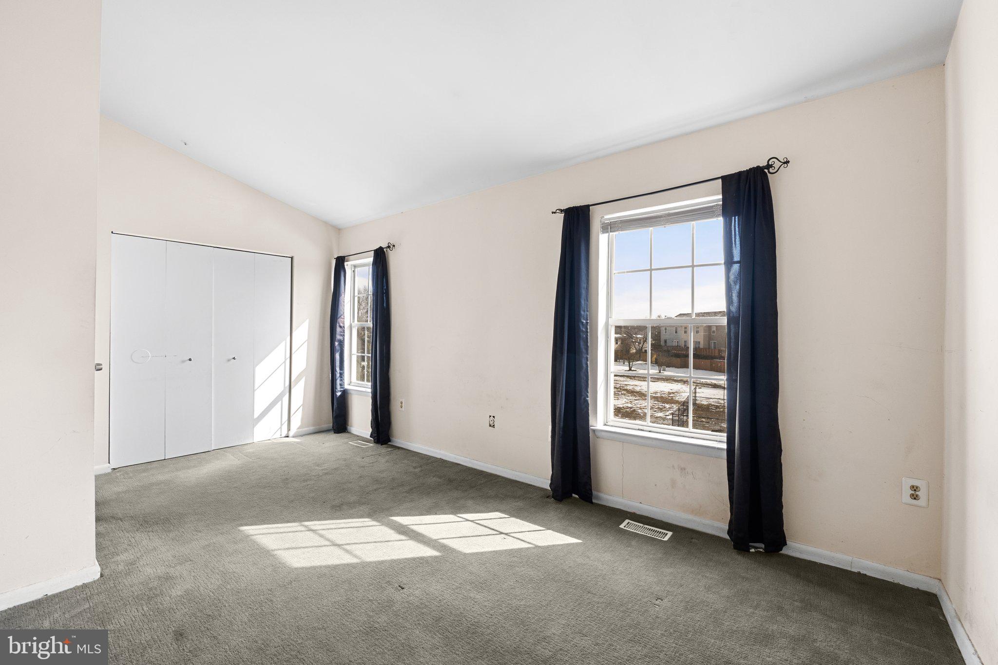 REGENCY TOWNS - Residential