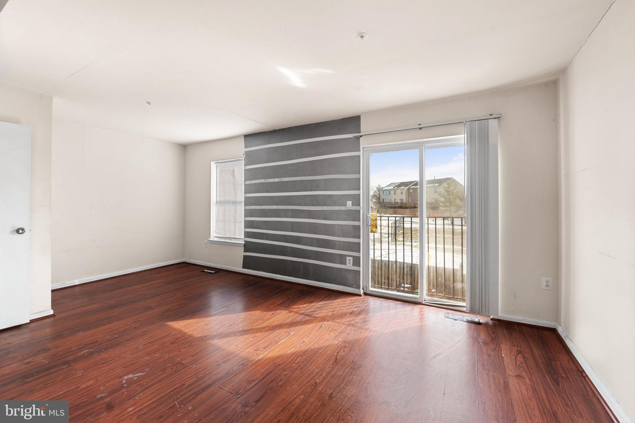 REGENCY TOWNS - Residential