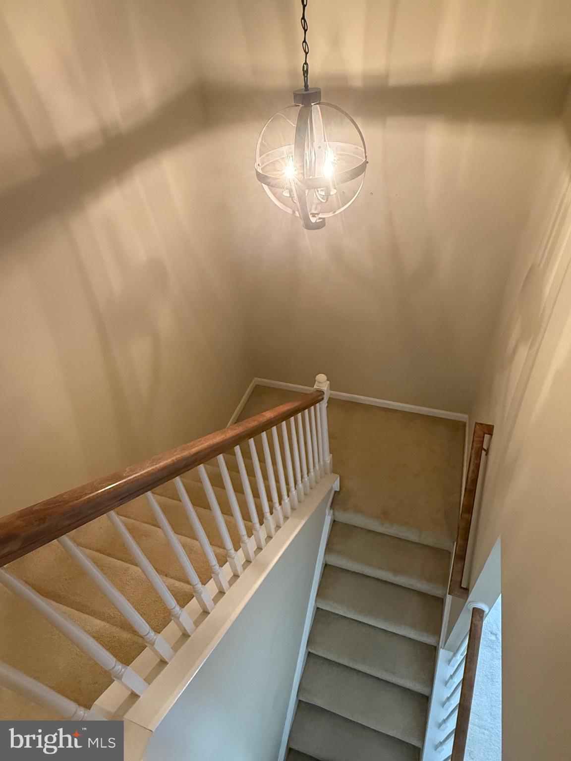 DEER RUN - Residential Lease