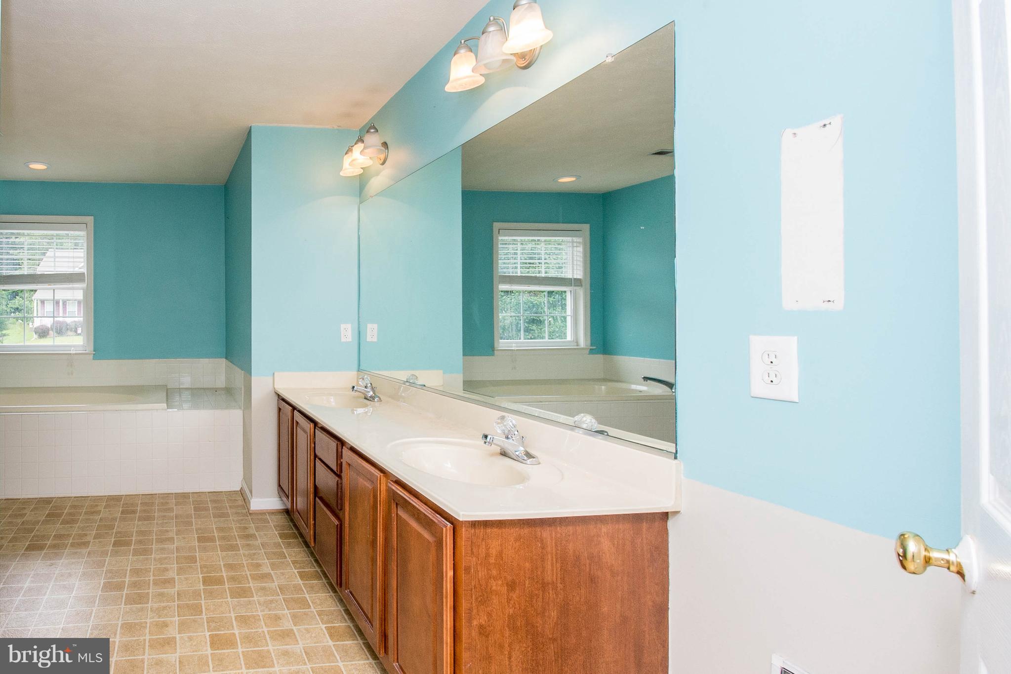 OAKLAND PARK - Residential