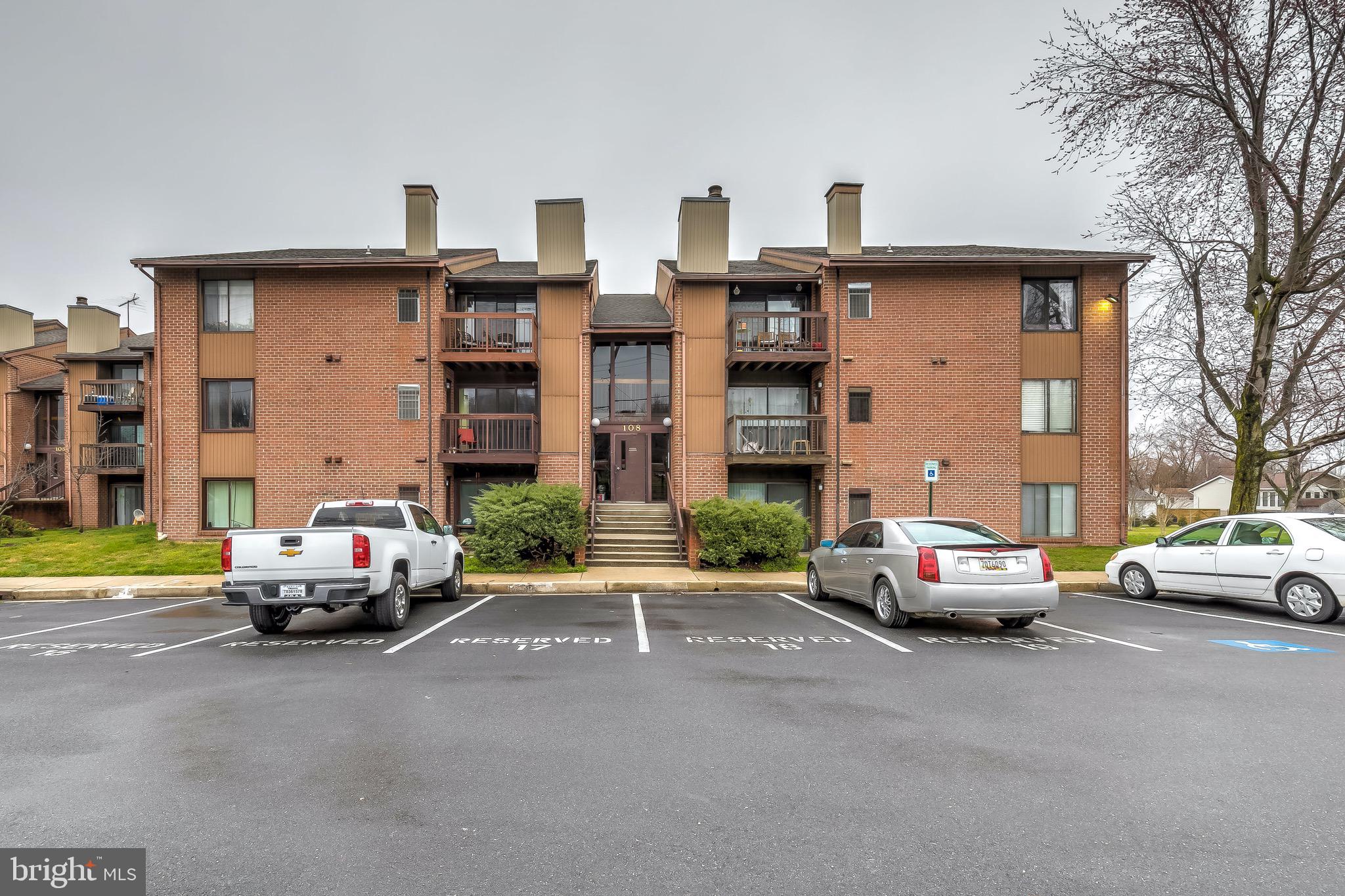 SUN VALLEY CONDOMINIUMS - Residential