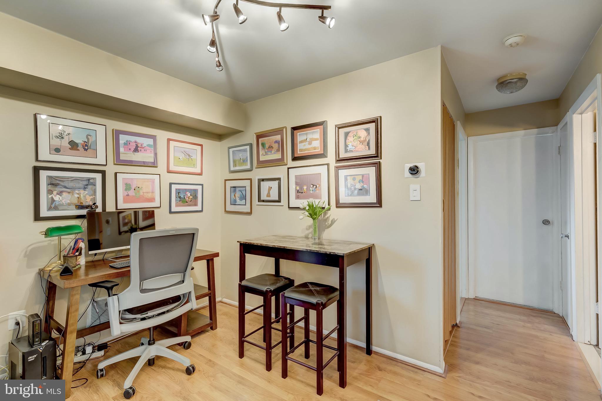 SUN VALLEY CONDOMINIUMS - Residential