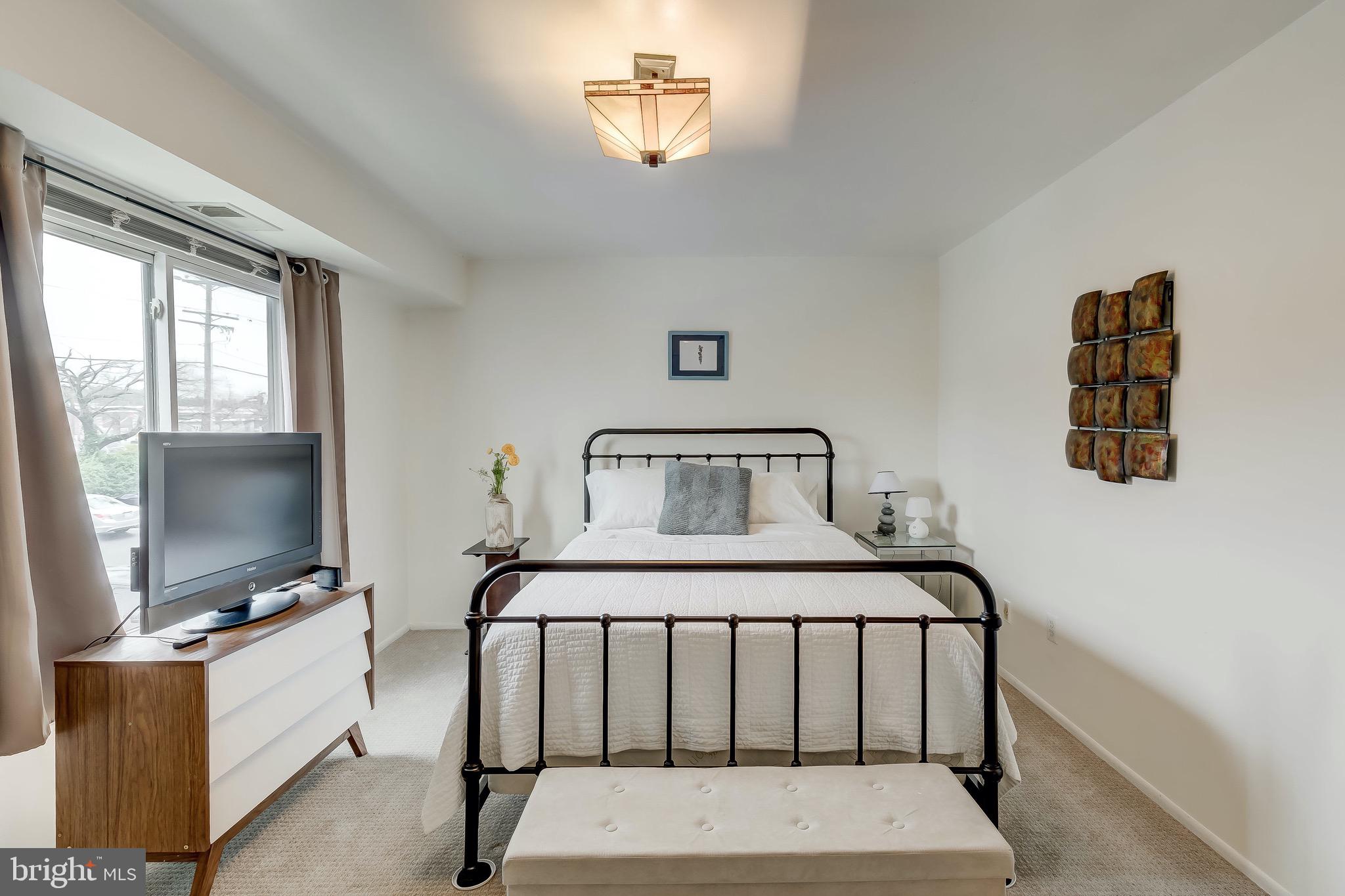 SUN VALLEY CONDOMINIUMS - Residential