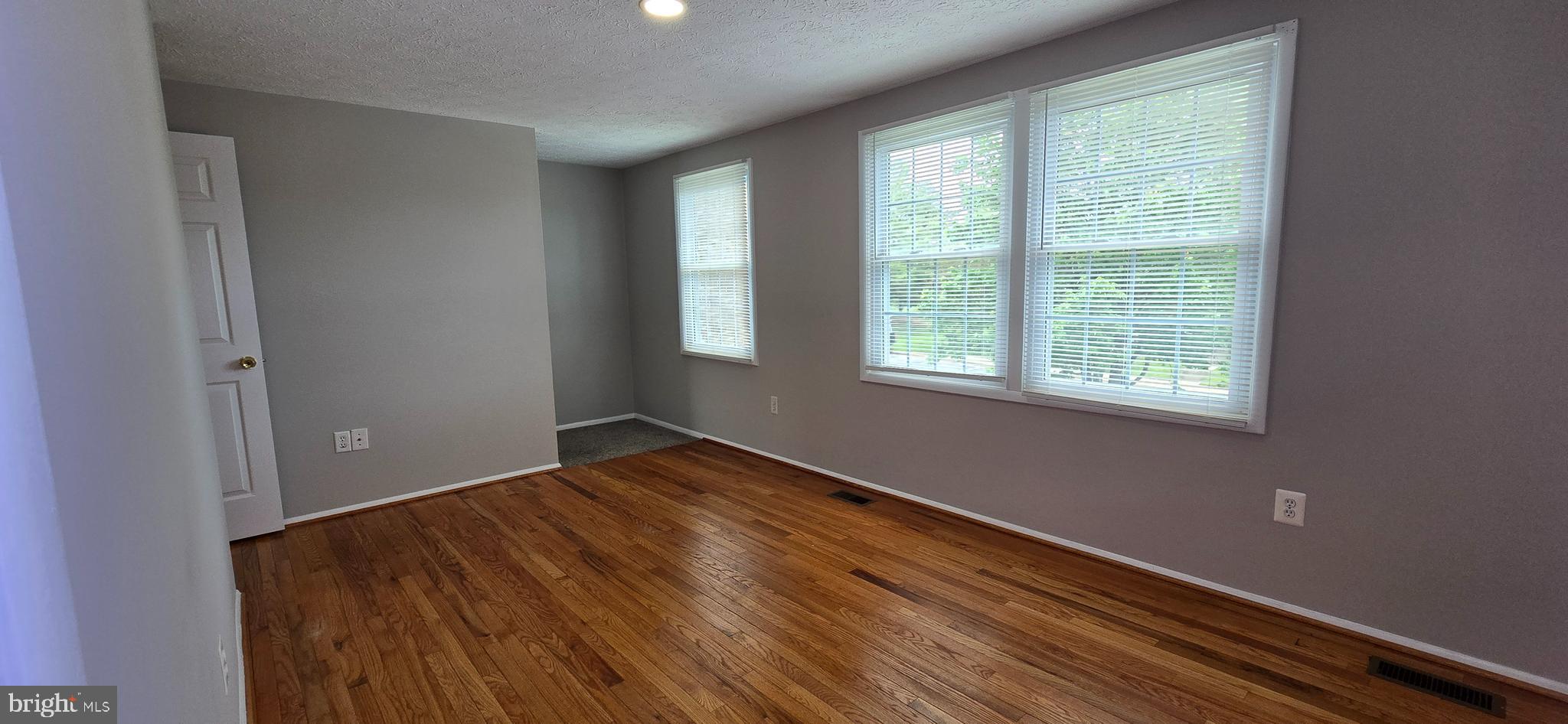 DAMASCUS VALLEY PARK - Residential Lease