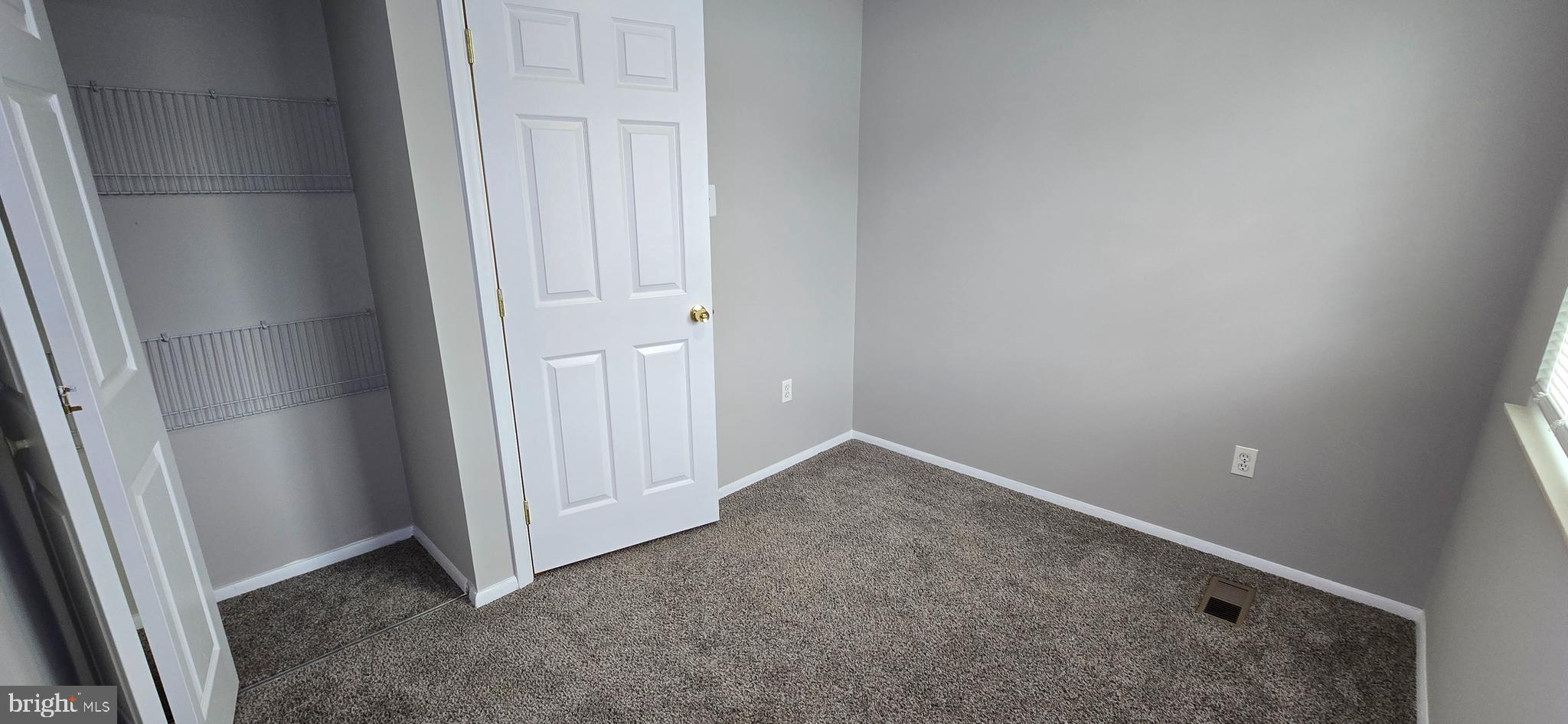 DAMASCUS VALLEY PARK - Residential Lease