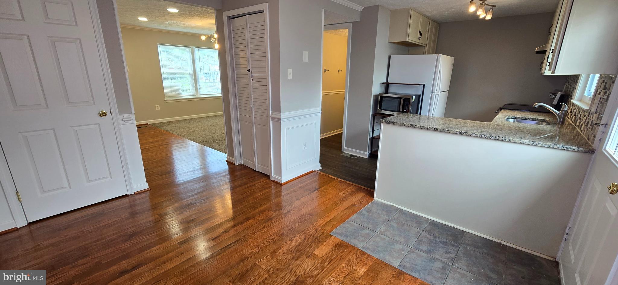 DAMASCUS VALLEY PARK - Residential Lease