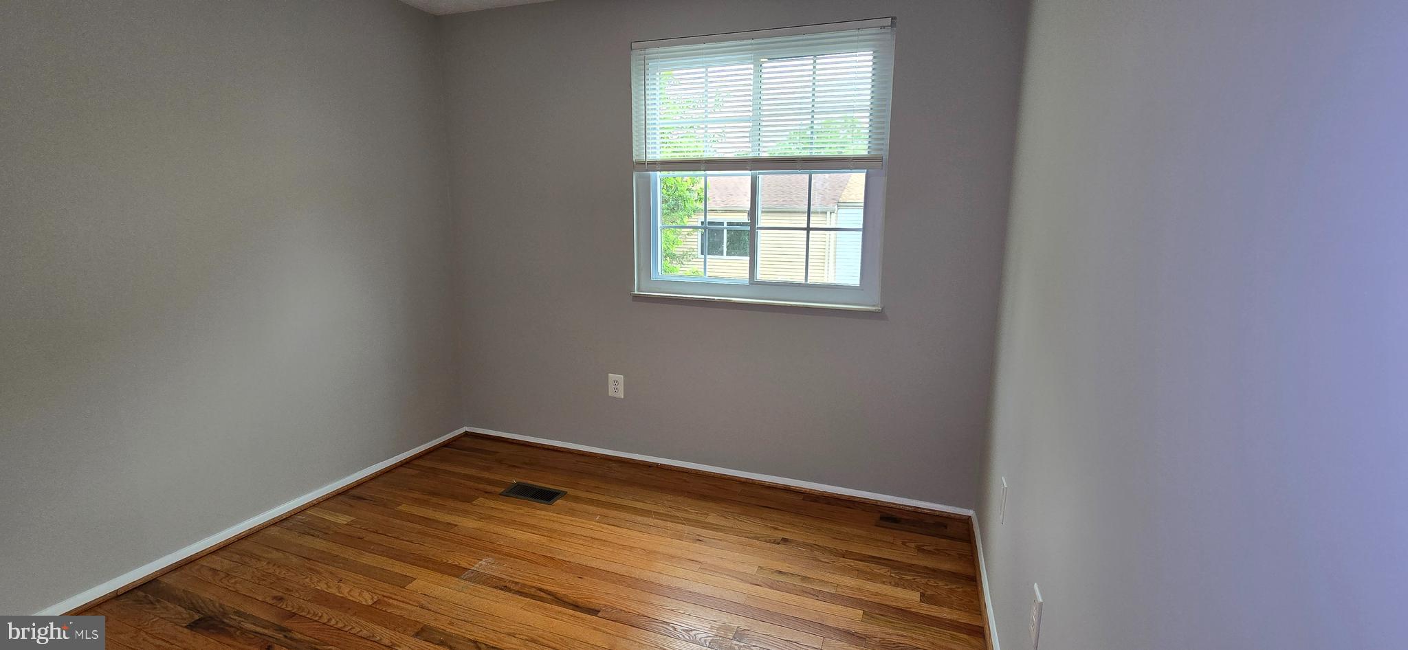 DAMASCUS VALLEY PARK - Residential Lease