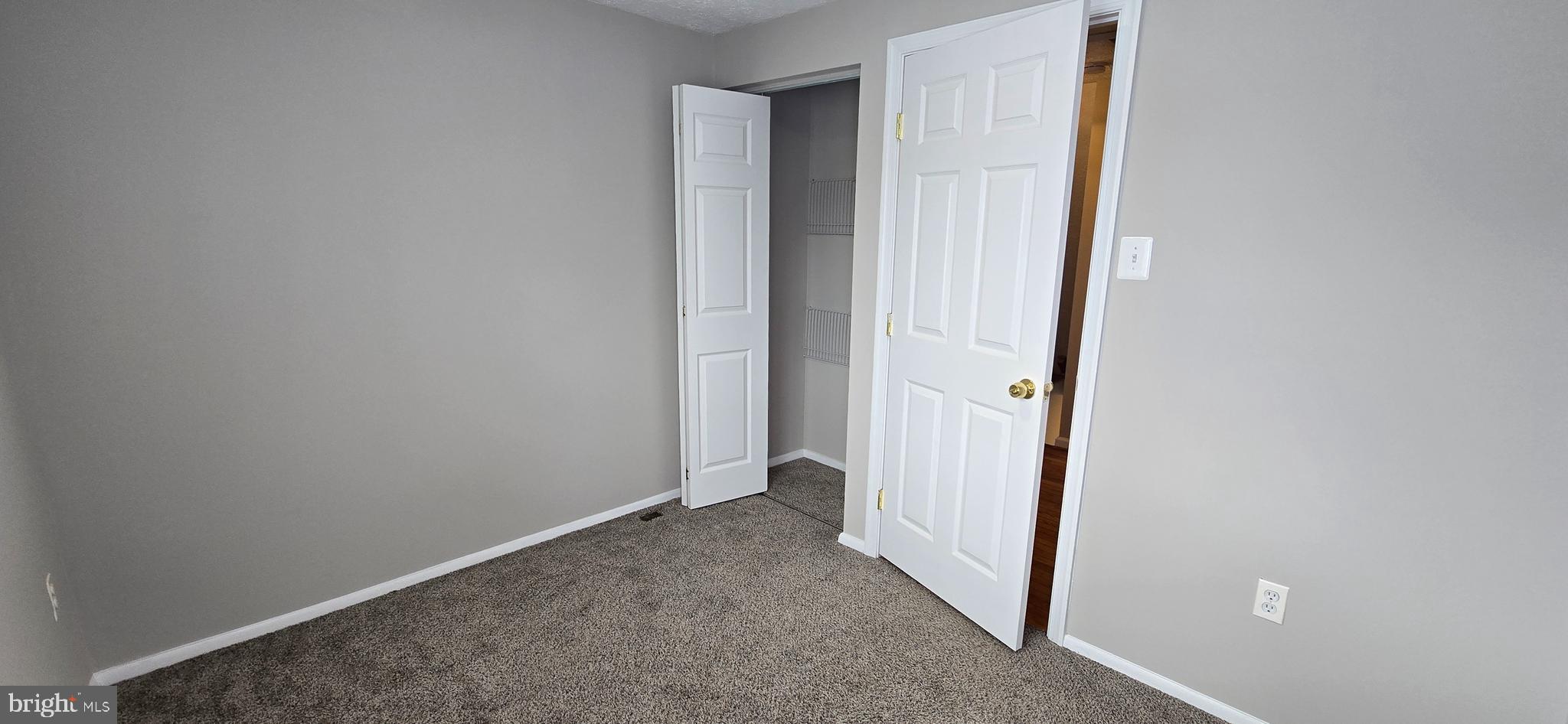 DAMASCUS VALLEY PARK - Residential Lease