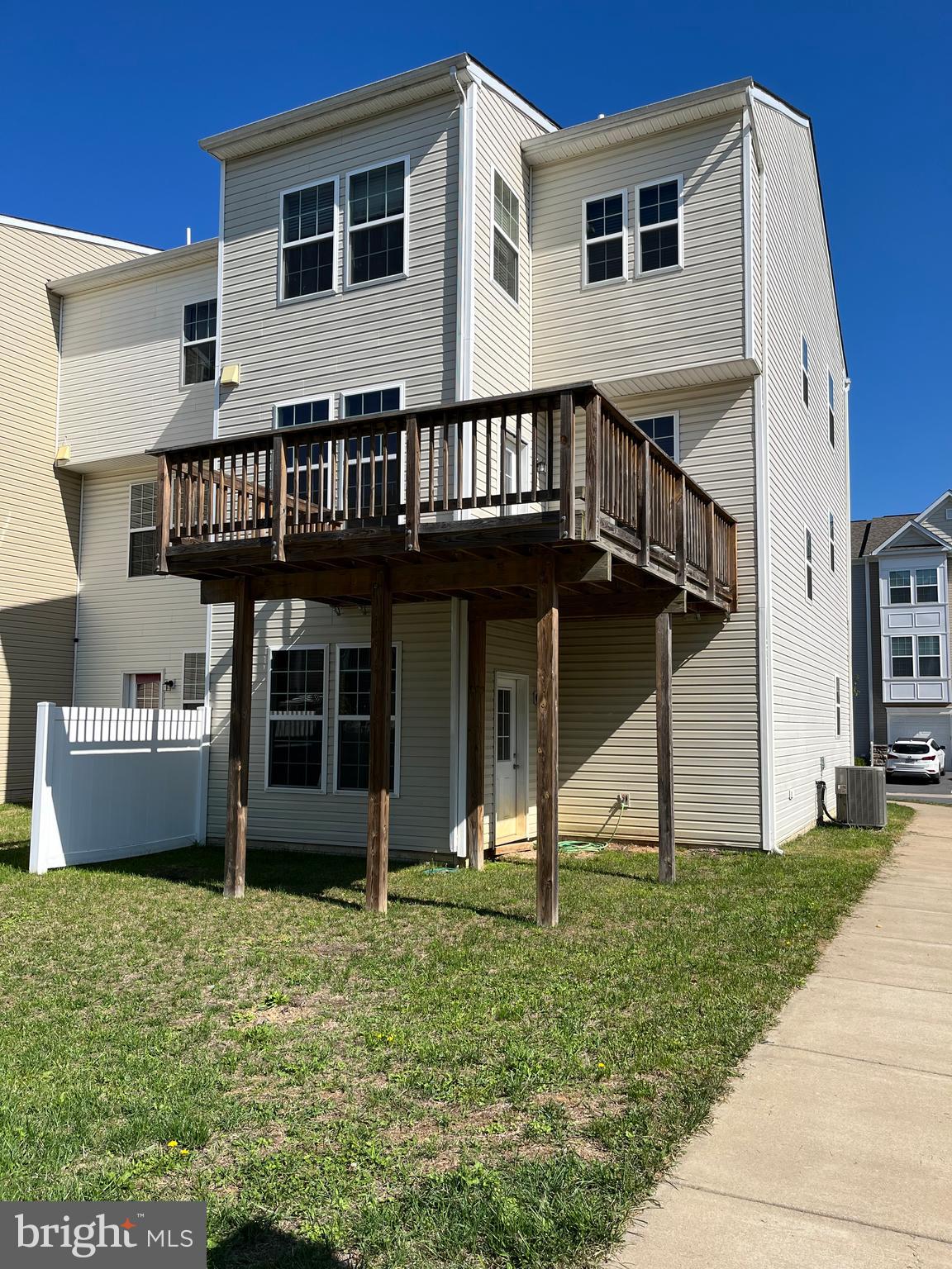 THE TOWNES AT TASKER - Residential Lease