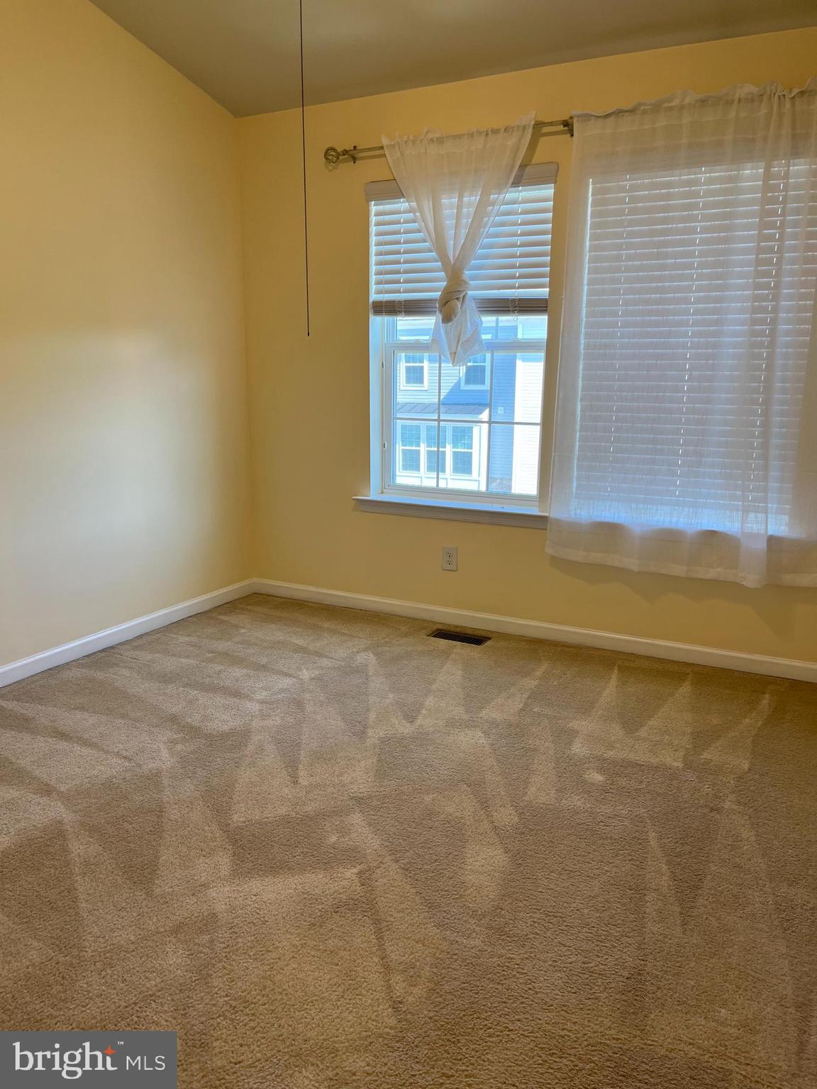 THE TOWNES AT TASKER - Residential Lease