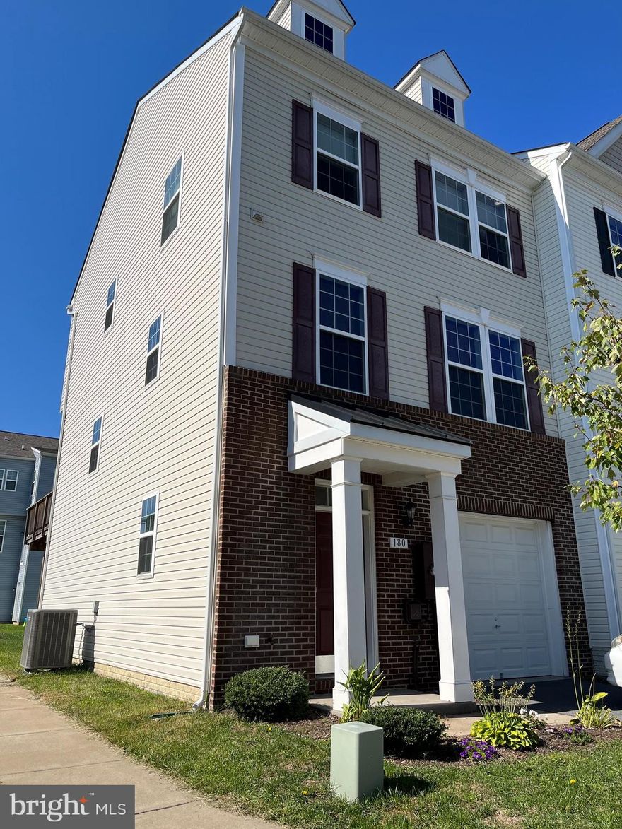 Beautiful end unit garage townhome. It offers 3 bedrooms, 2 full baths, and 2 half baths. A large gourmet kitchen with island, stainless steel appliances and large breakfast room area. It features open floor plan to a large family room with brand new vinyl plank flooring. and wonderful gas fireplace. Washer and dryer on the bedroom level for amazing convenience. Easy access to I-81.