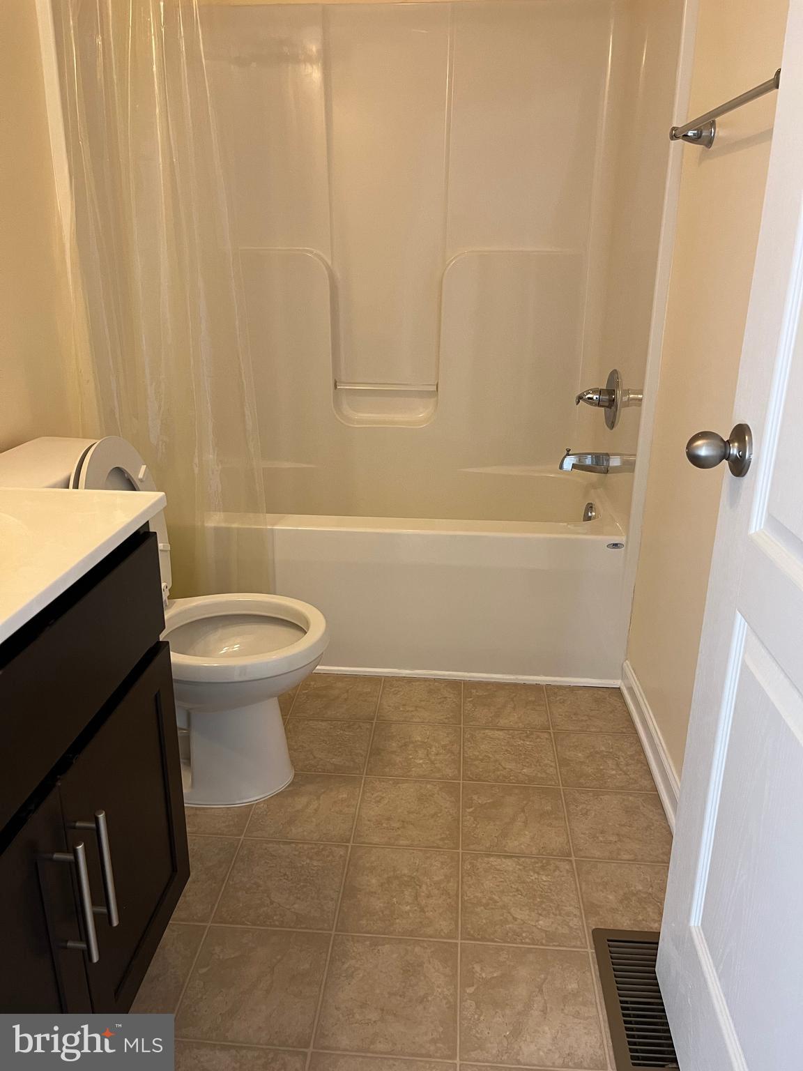 THE TOWNES AT TASKER - Residential Lease