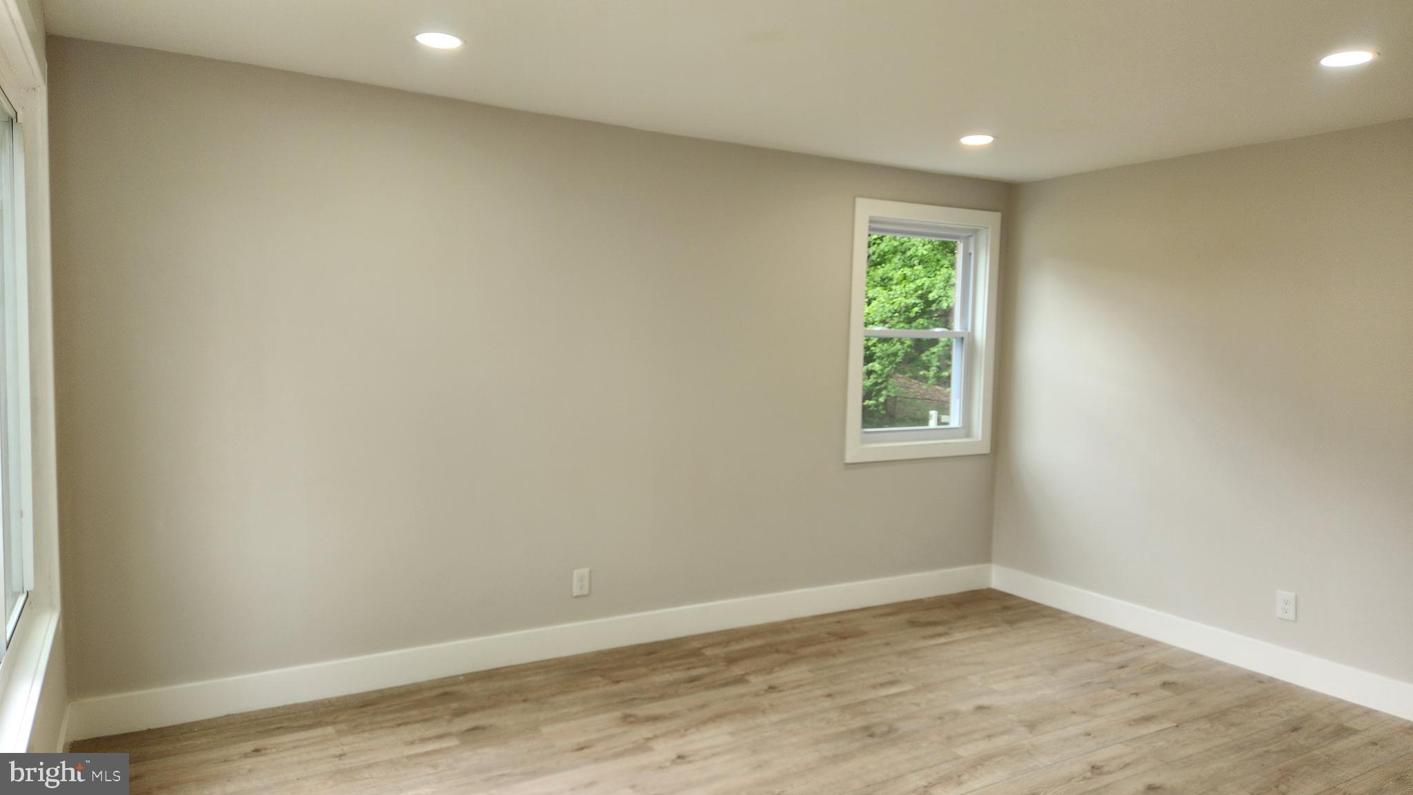 OXON RUN HILLS - Residential