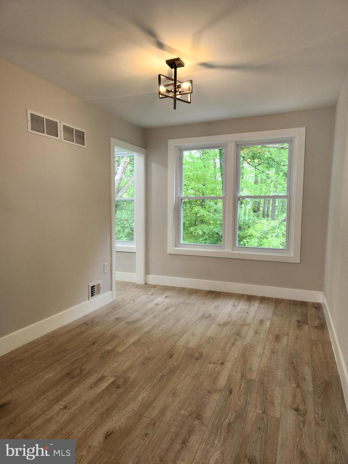 OXON RUN HILLS - Residential